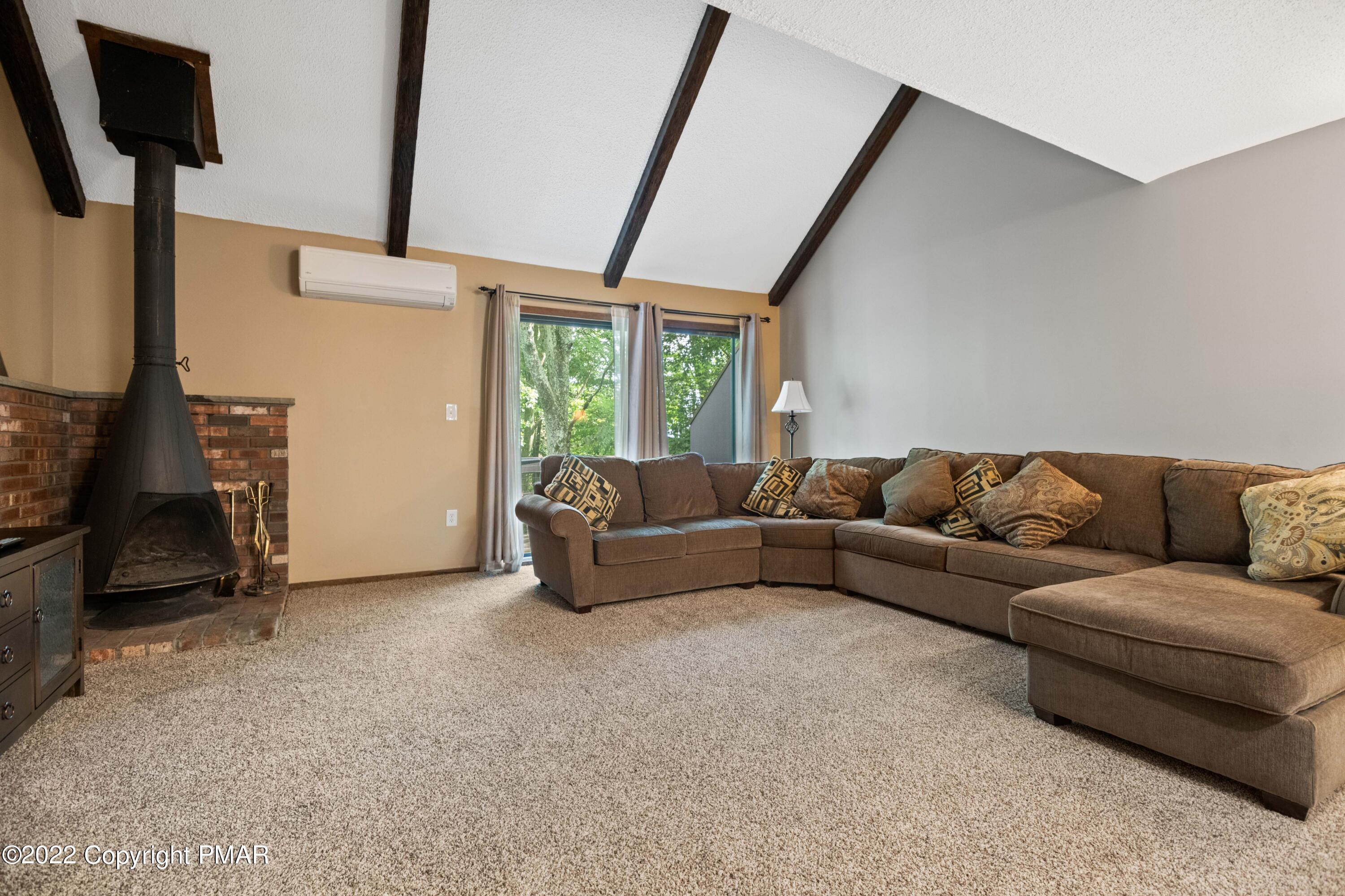 54 Slalom Way Property Photo 7