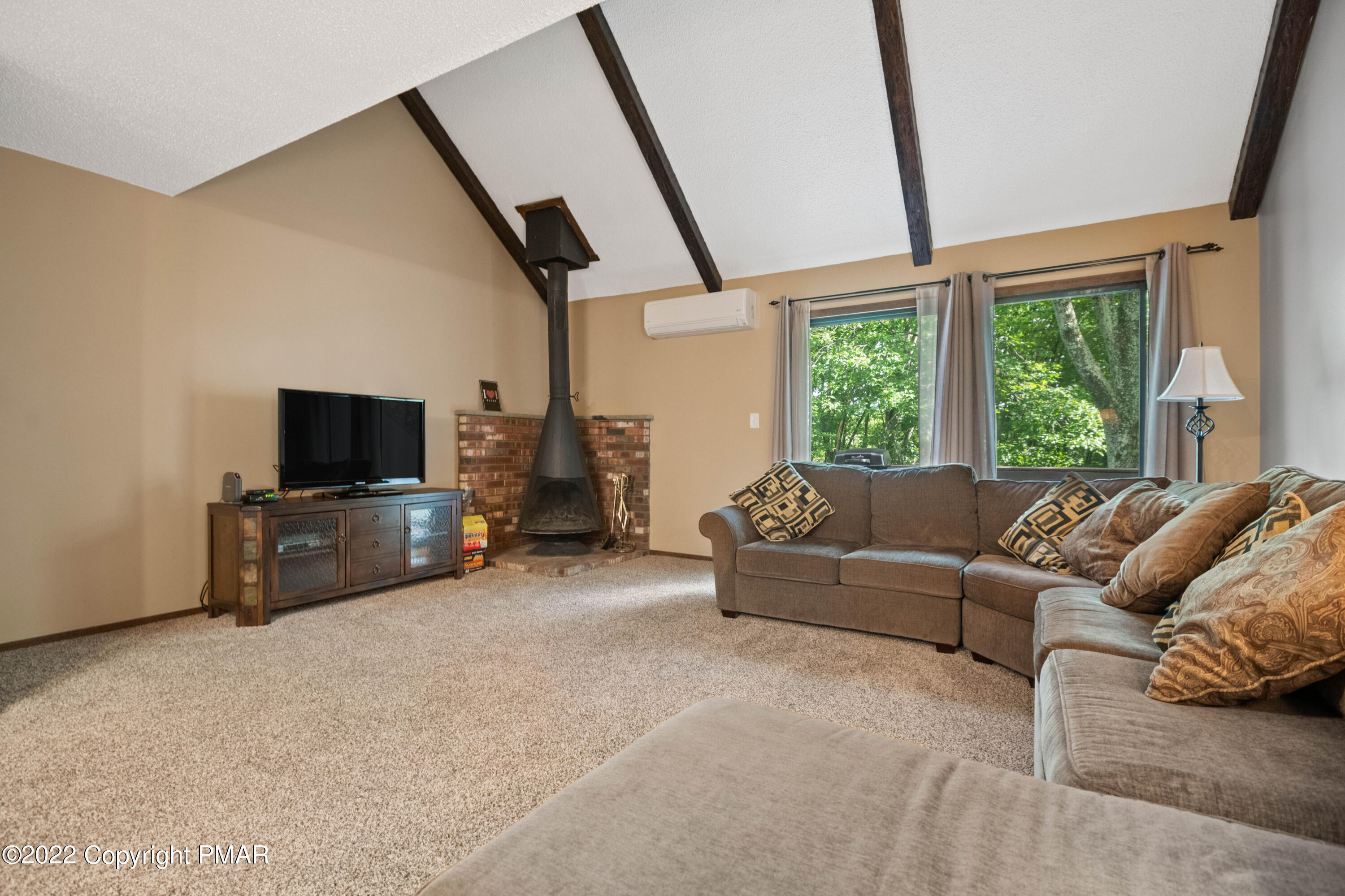 54 Slalom Way Property Photo 8