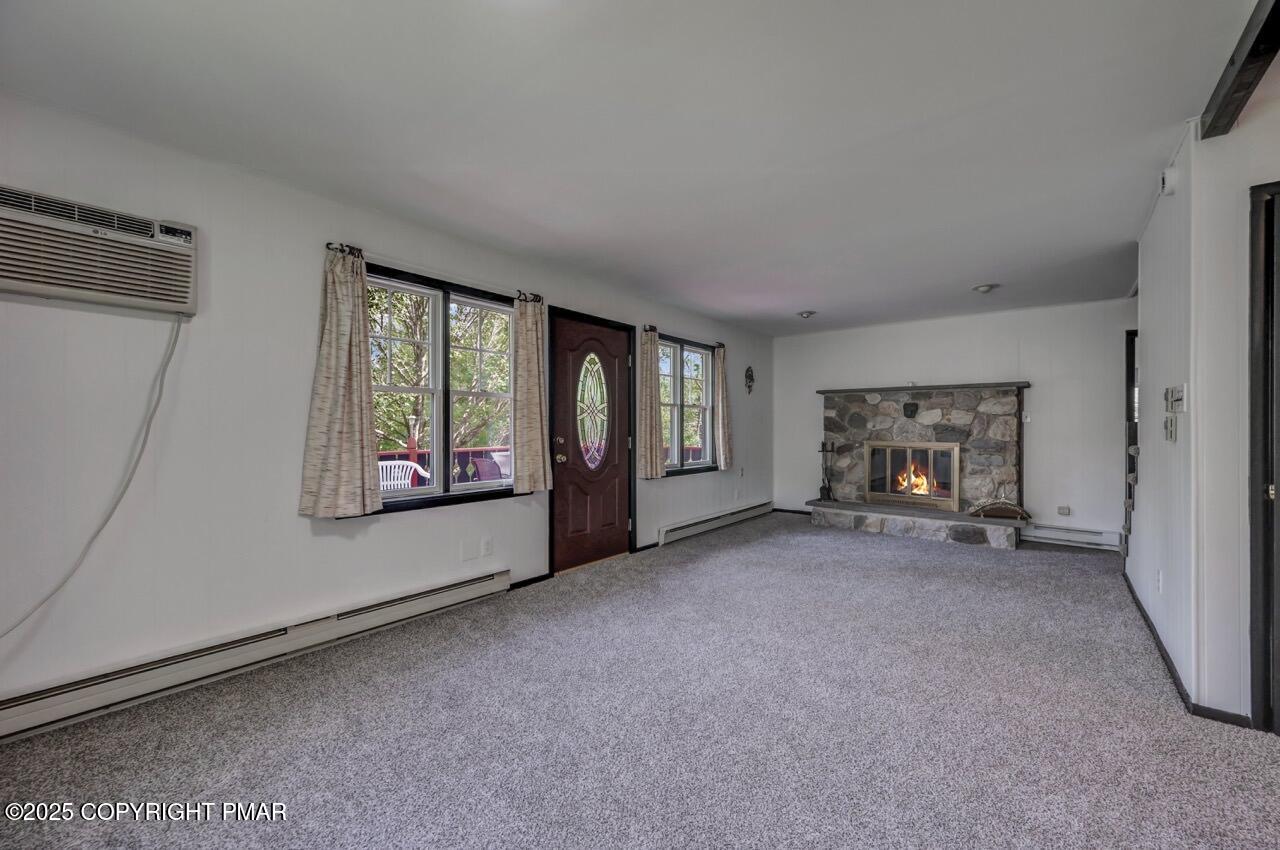187 Ash Drive Property Photo 7