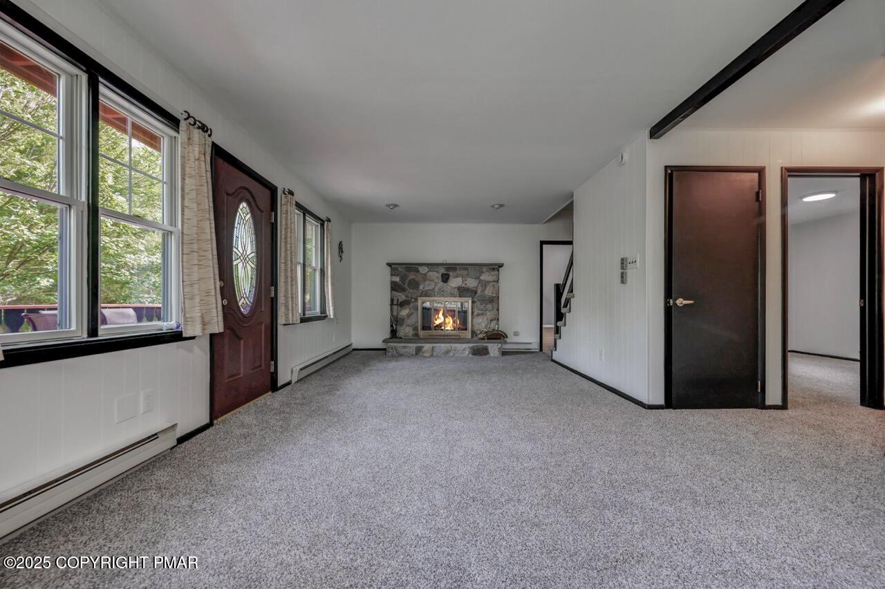 187 Ash Drive Property Photo 8