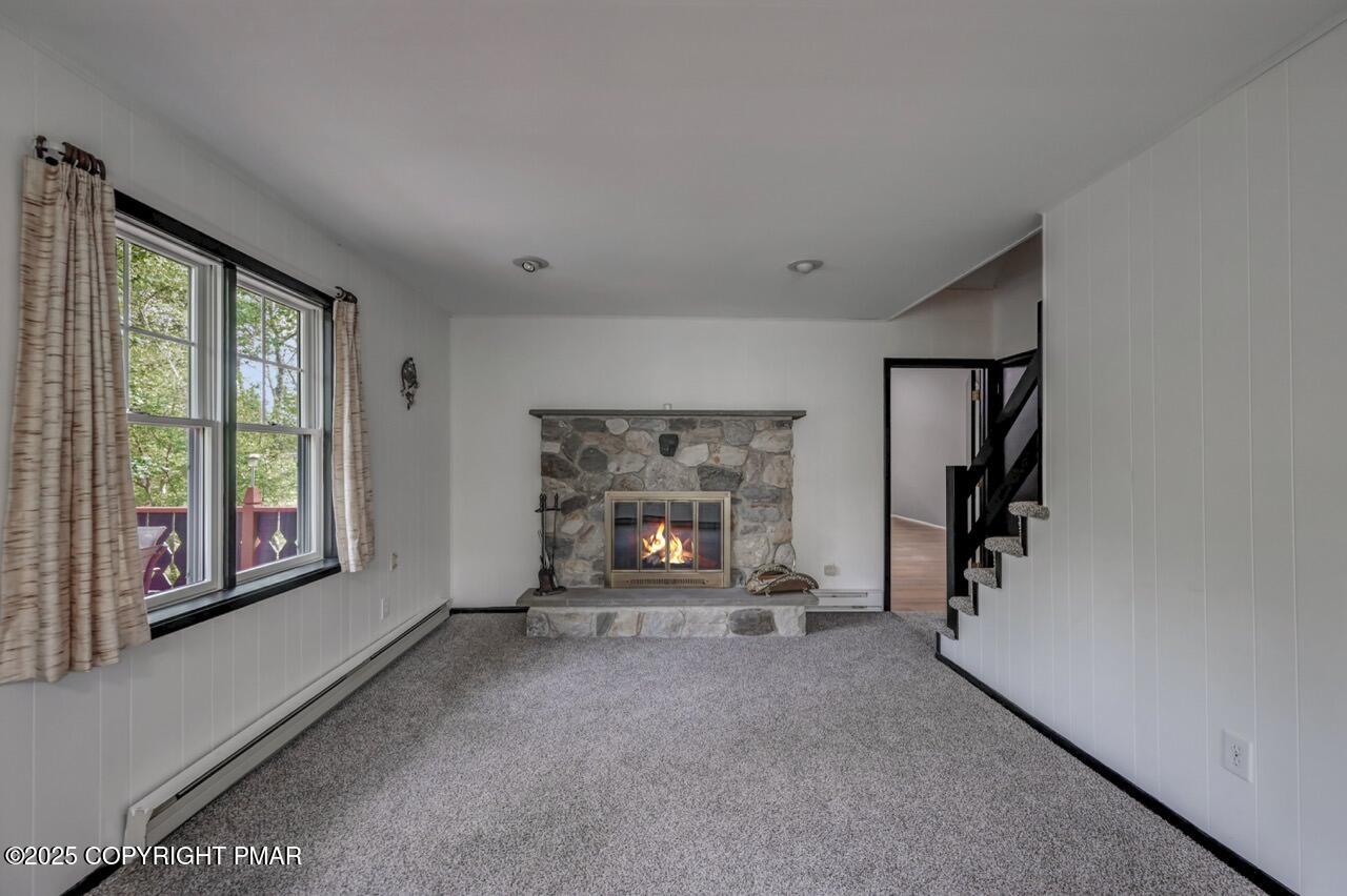 187 Ash Drive Property Photo 9