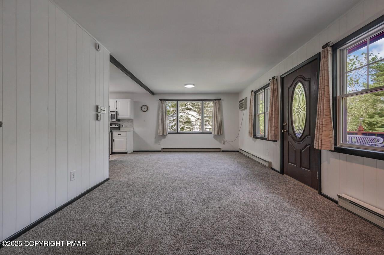 187 Ash Drive Property Photo 12