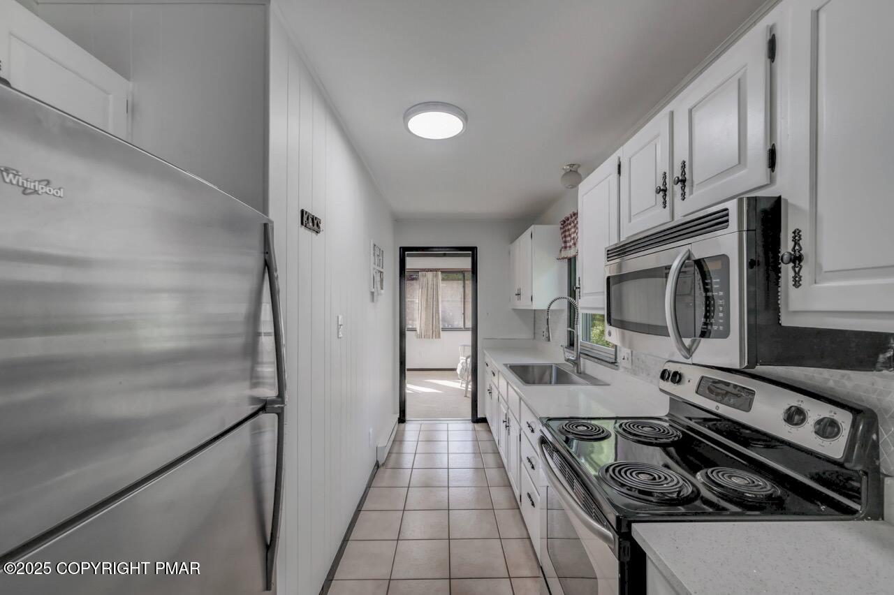 187 Ash Drive Property Photo 32