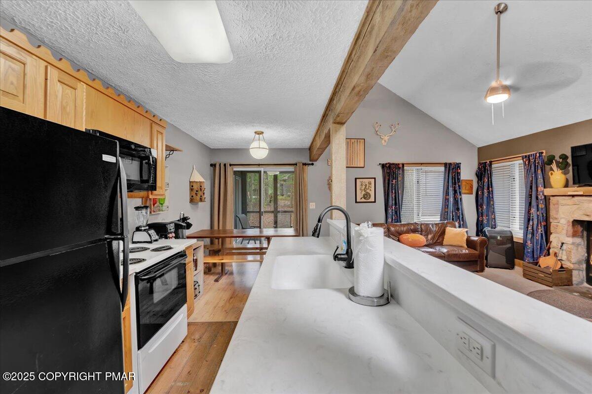 95 Telemark Property Photo 12