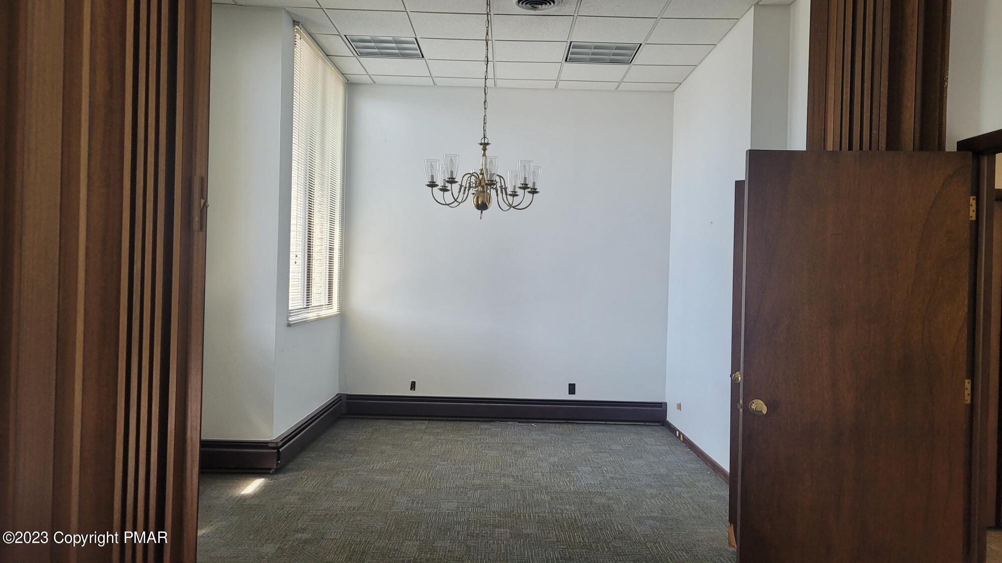 1 N Robinson Avenue Property Photo 3
