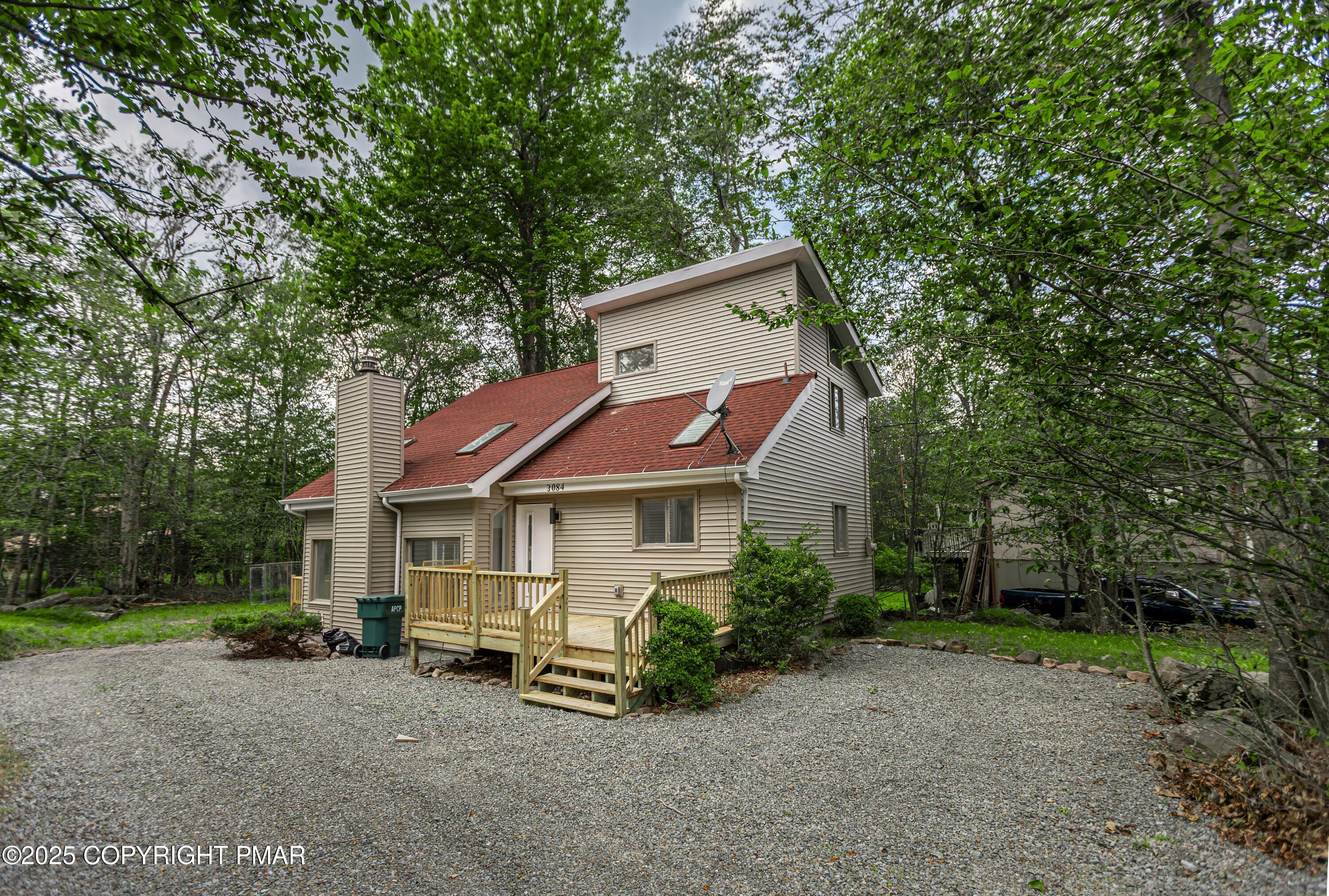 3084 Briarwood Drive Property Photo 1