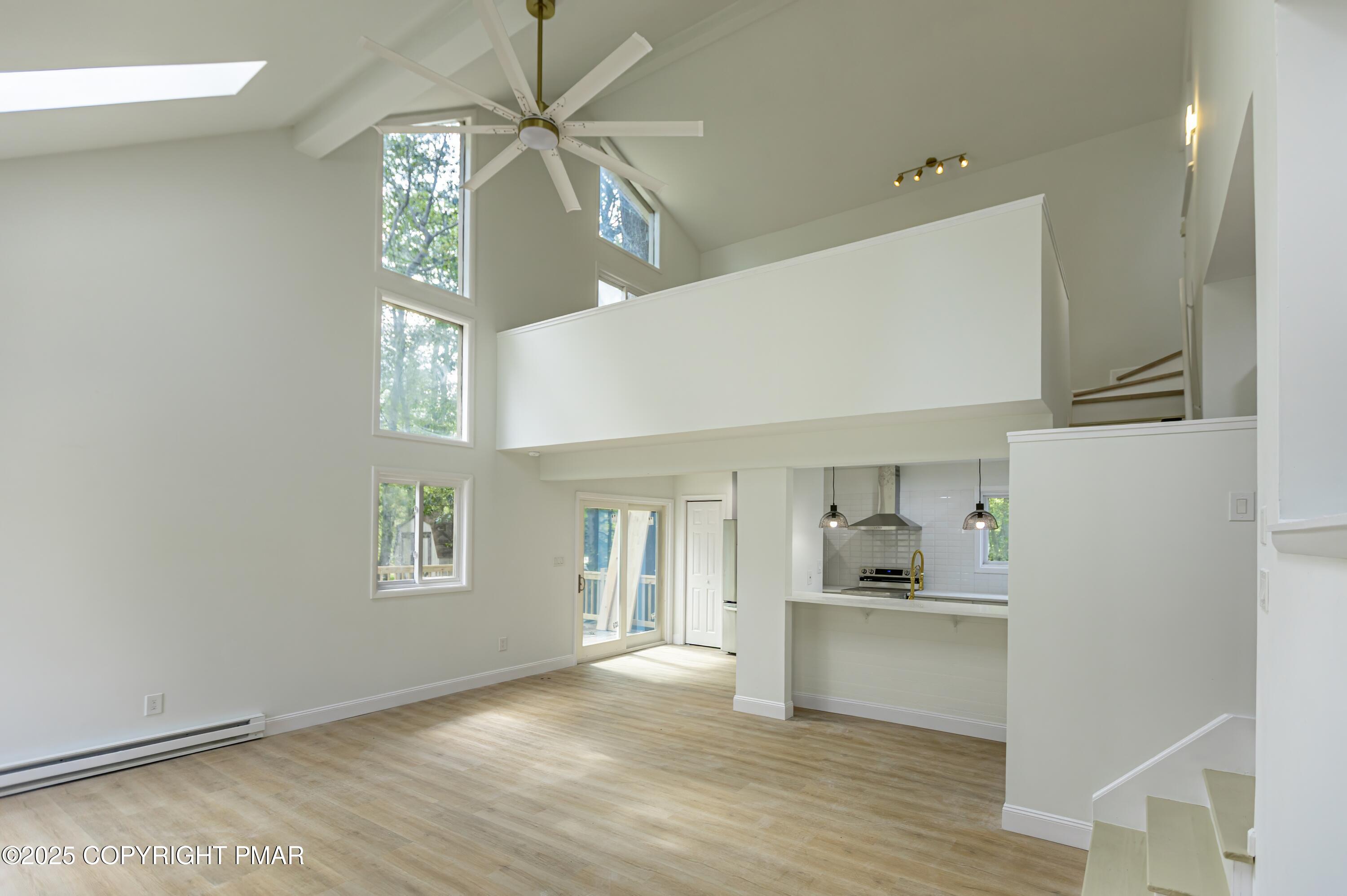 3084 Briarwood Drive Property Photo 4
