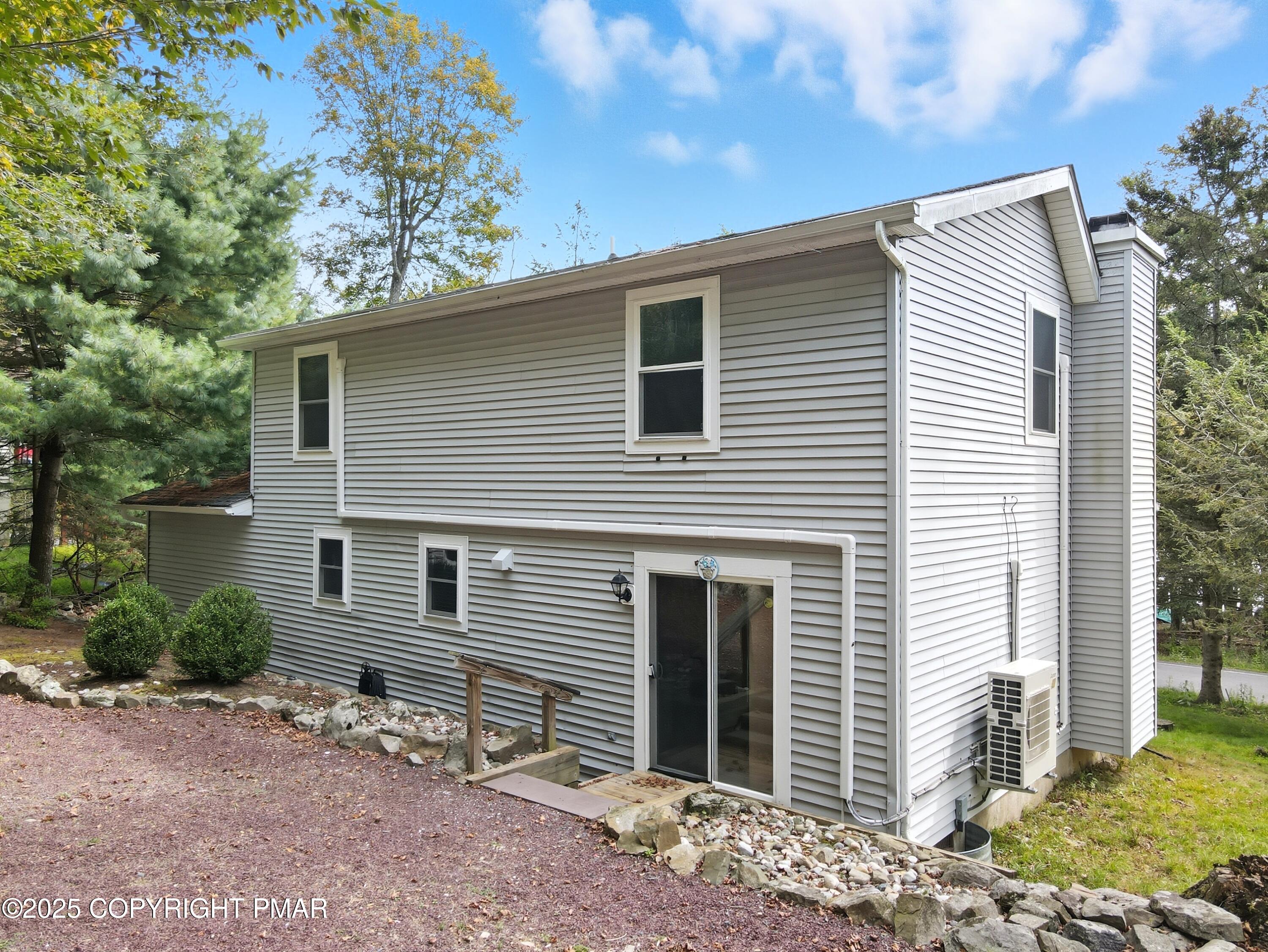 2554 Waterfront Drive Property Photo 46