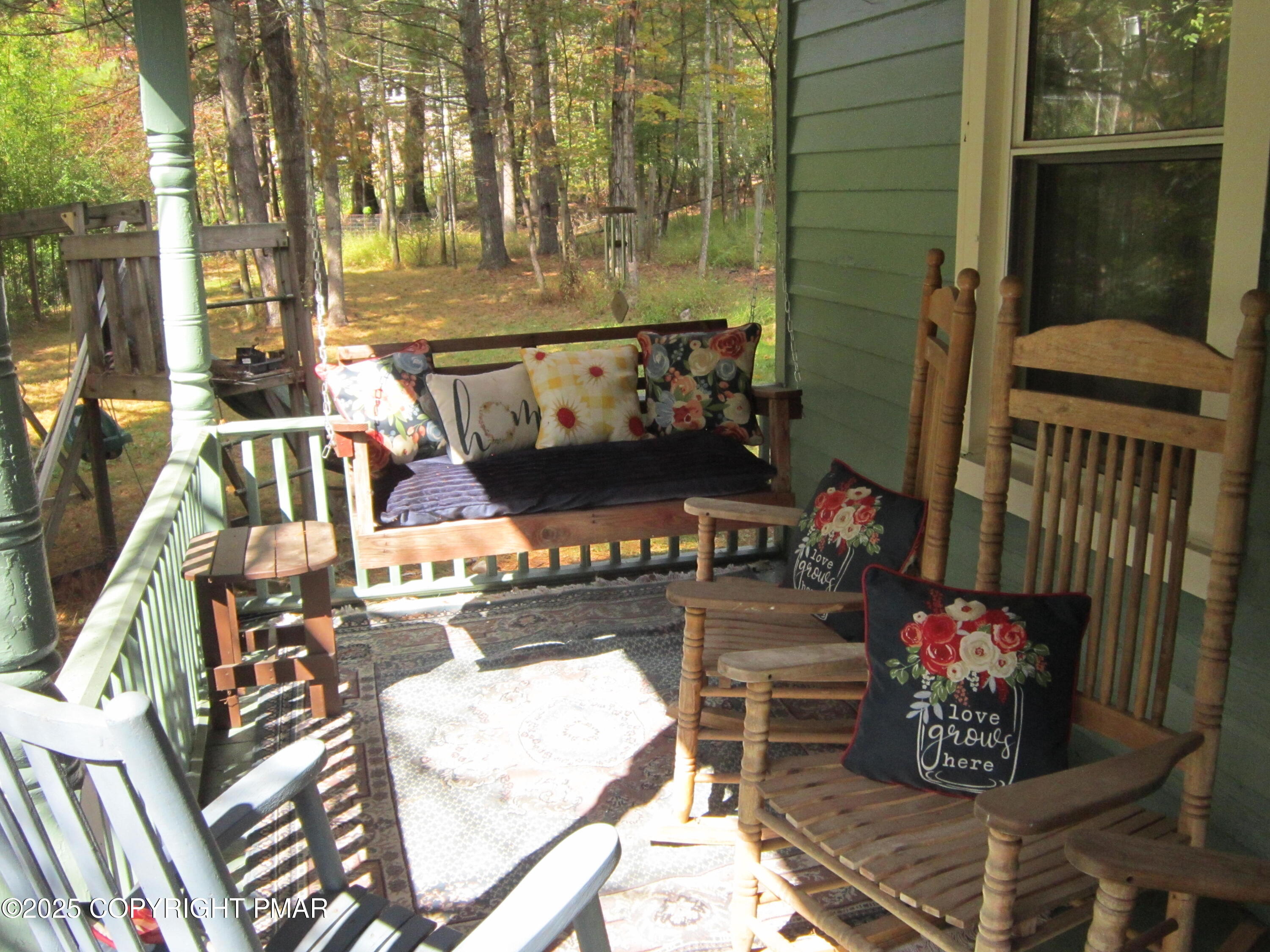642 Tulip Tree Lane Property Photo 28