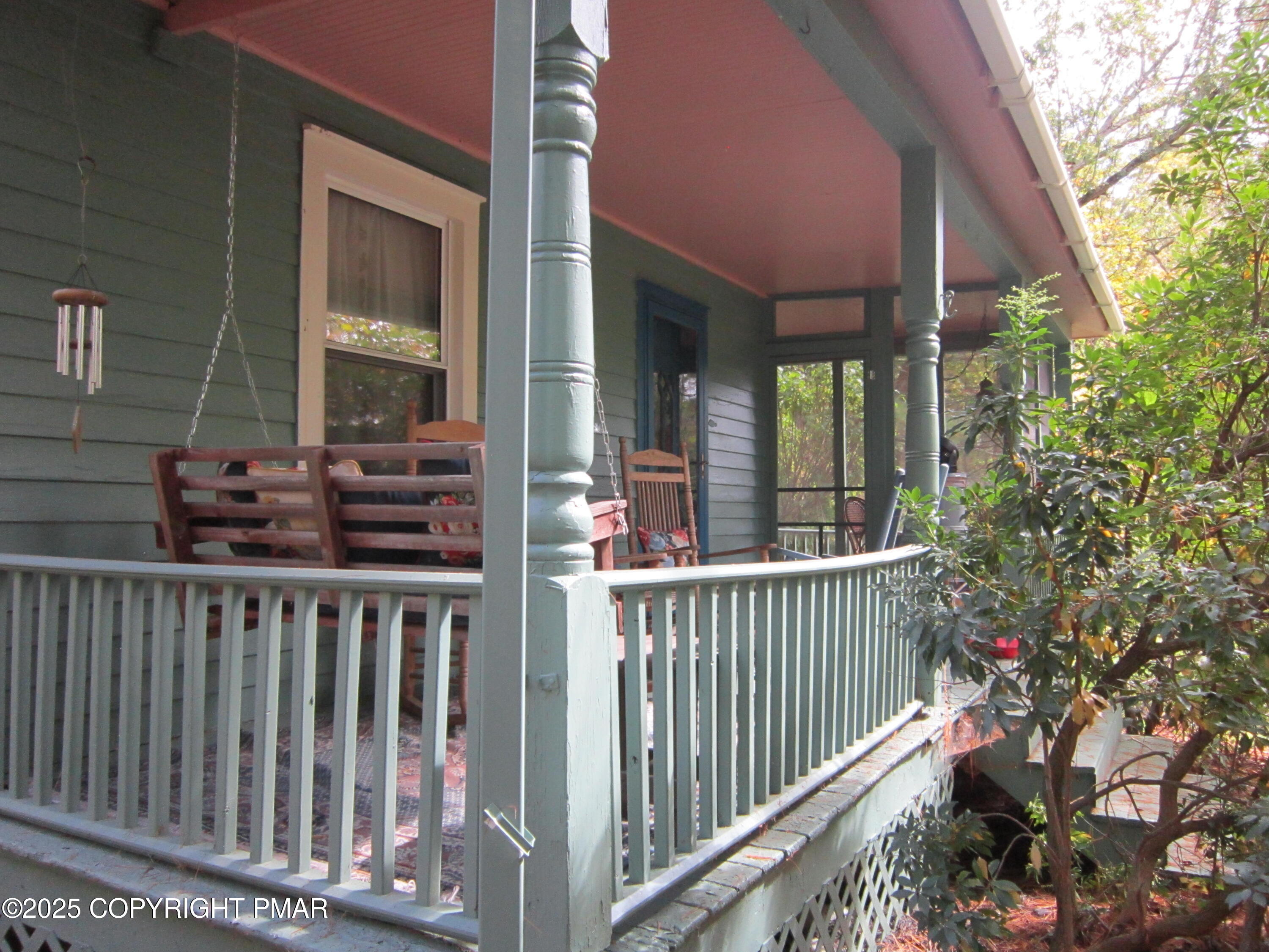 642 Tulip Tree Lane Property Photo 29