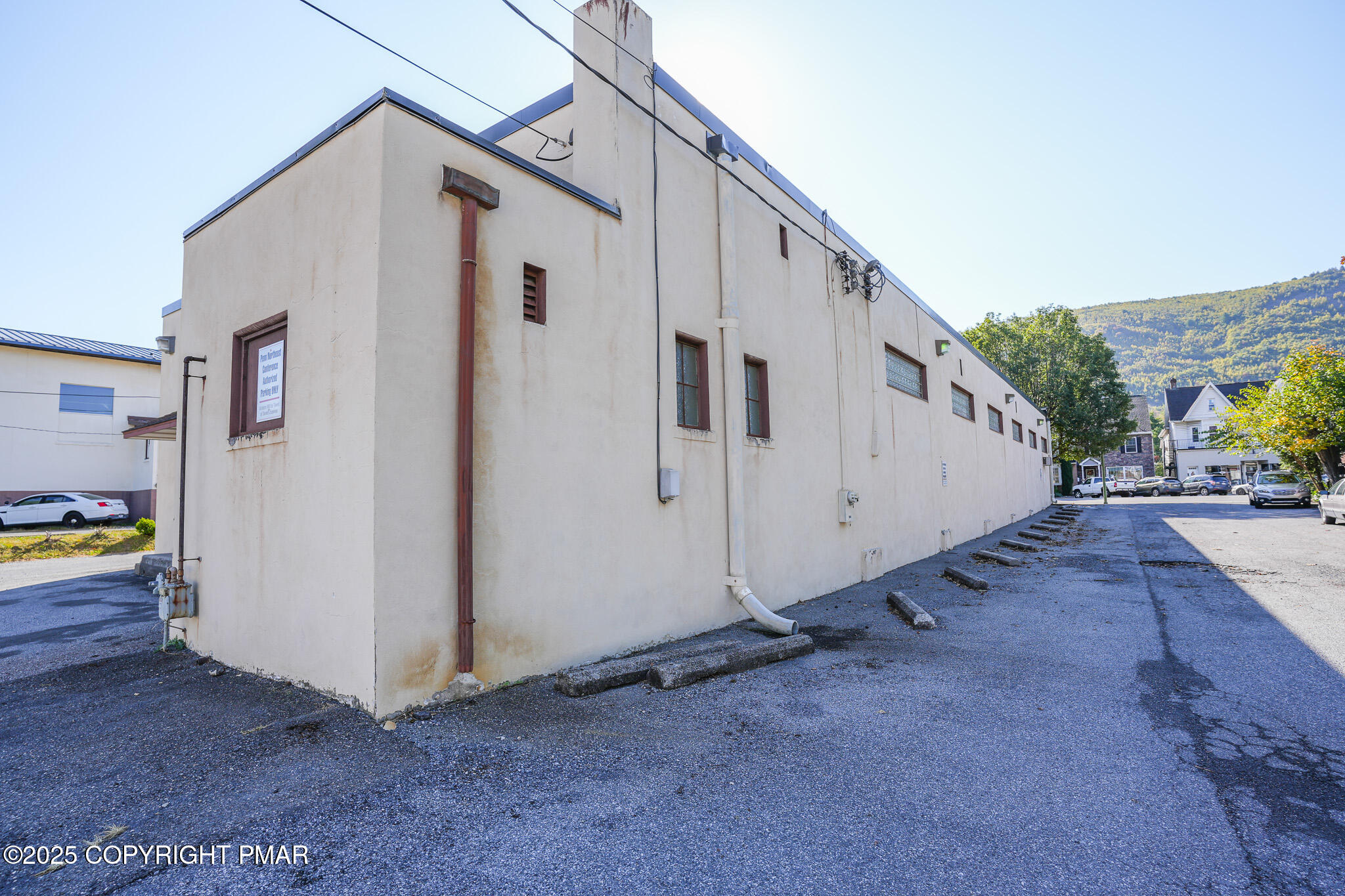 431 Delaware Avenue Property Photo 9