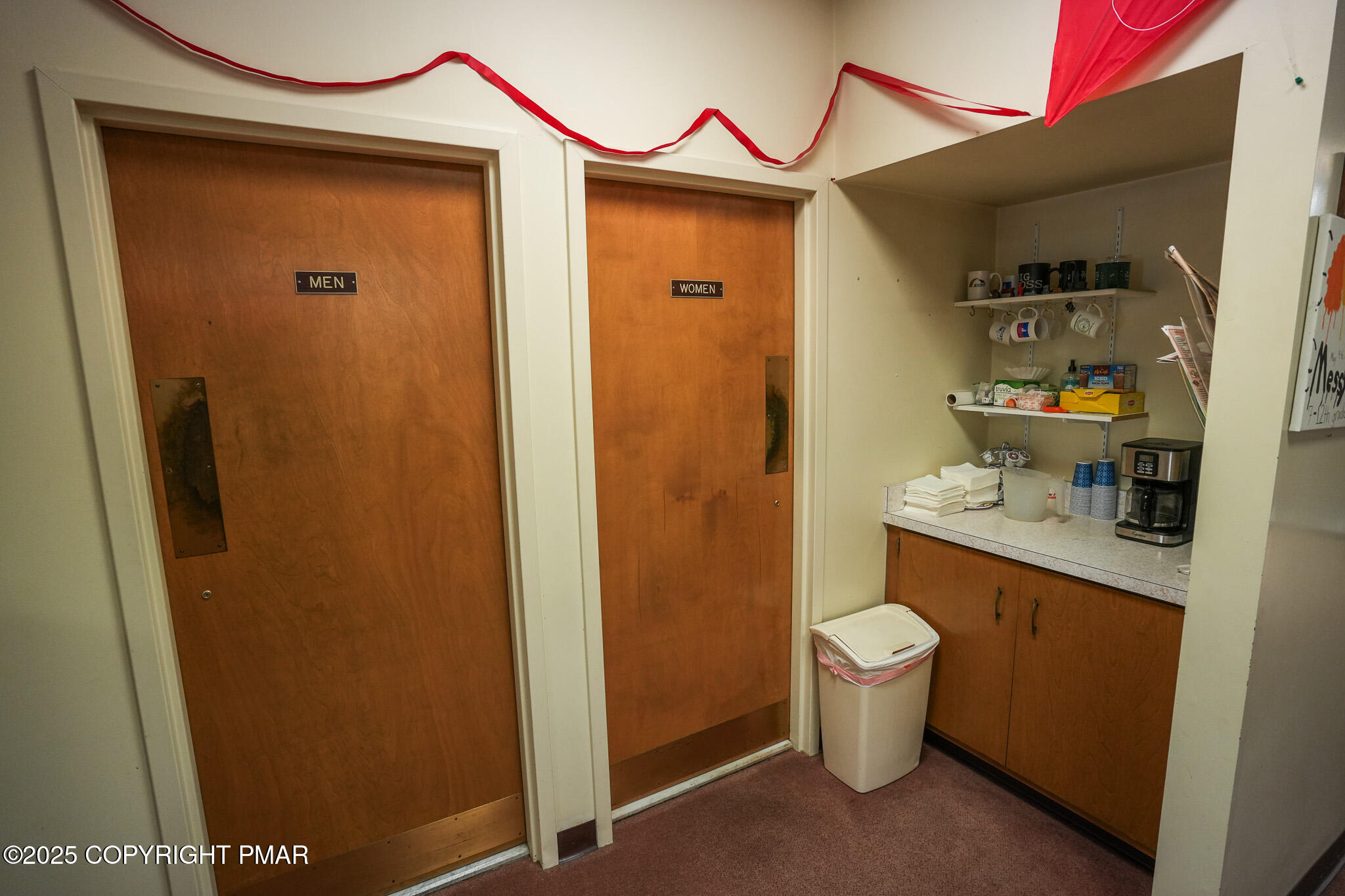 431 Delaware Avenue Property Photo 18