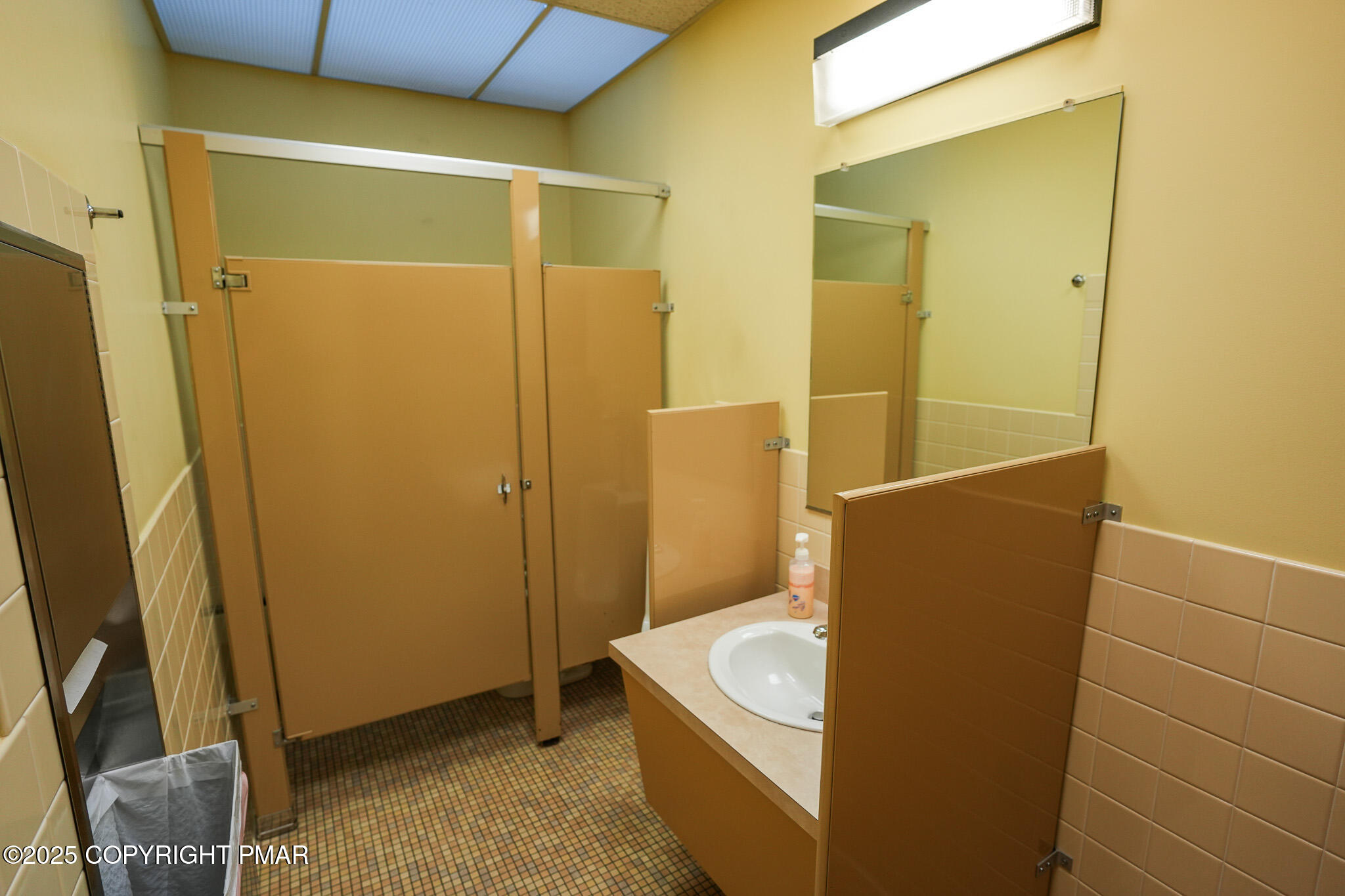 431 Delaware Avenue Property Photo 19