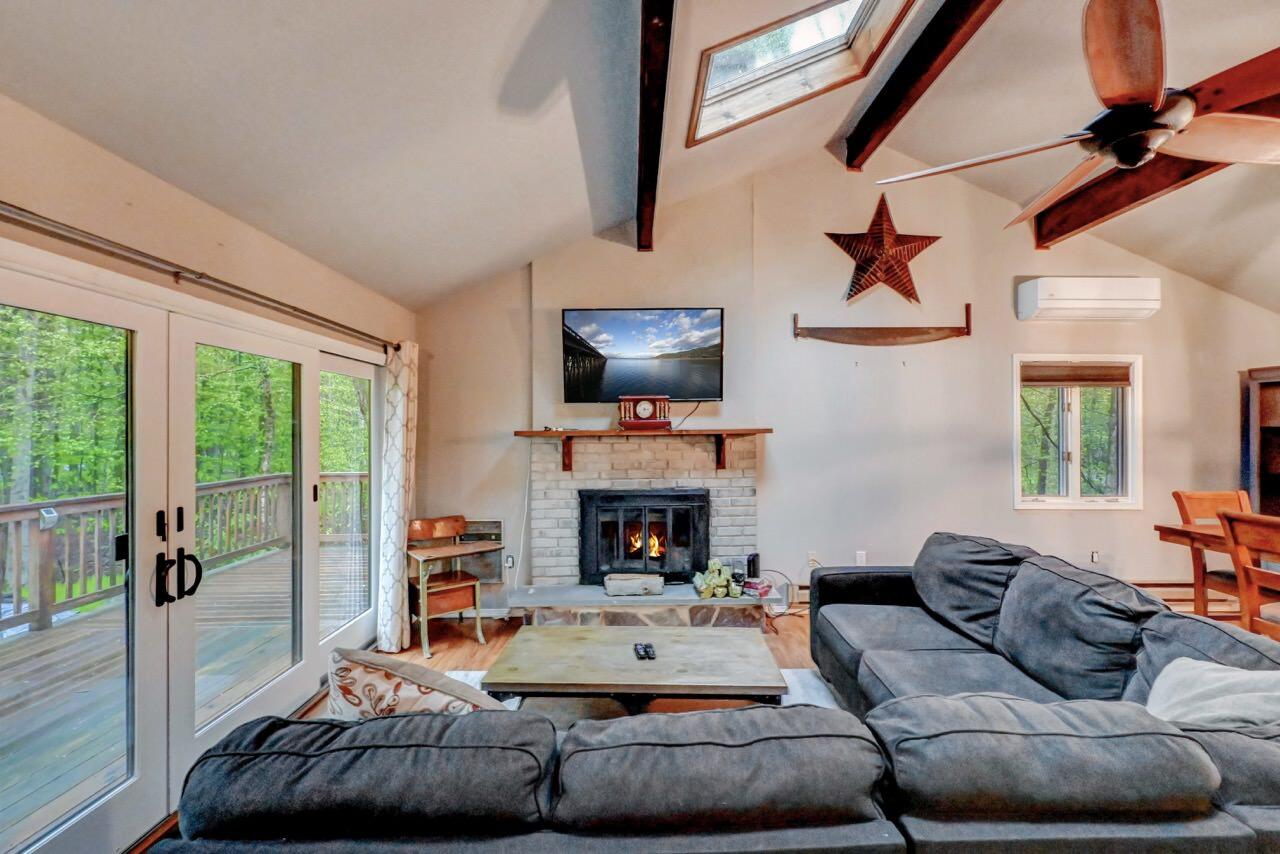 3207 Green Meadow Circle Property Photo 6