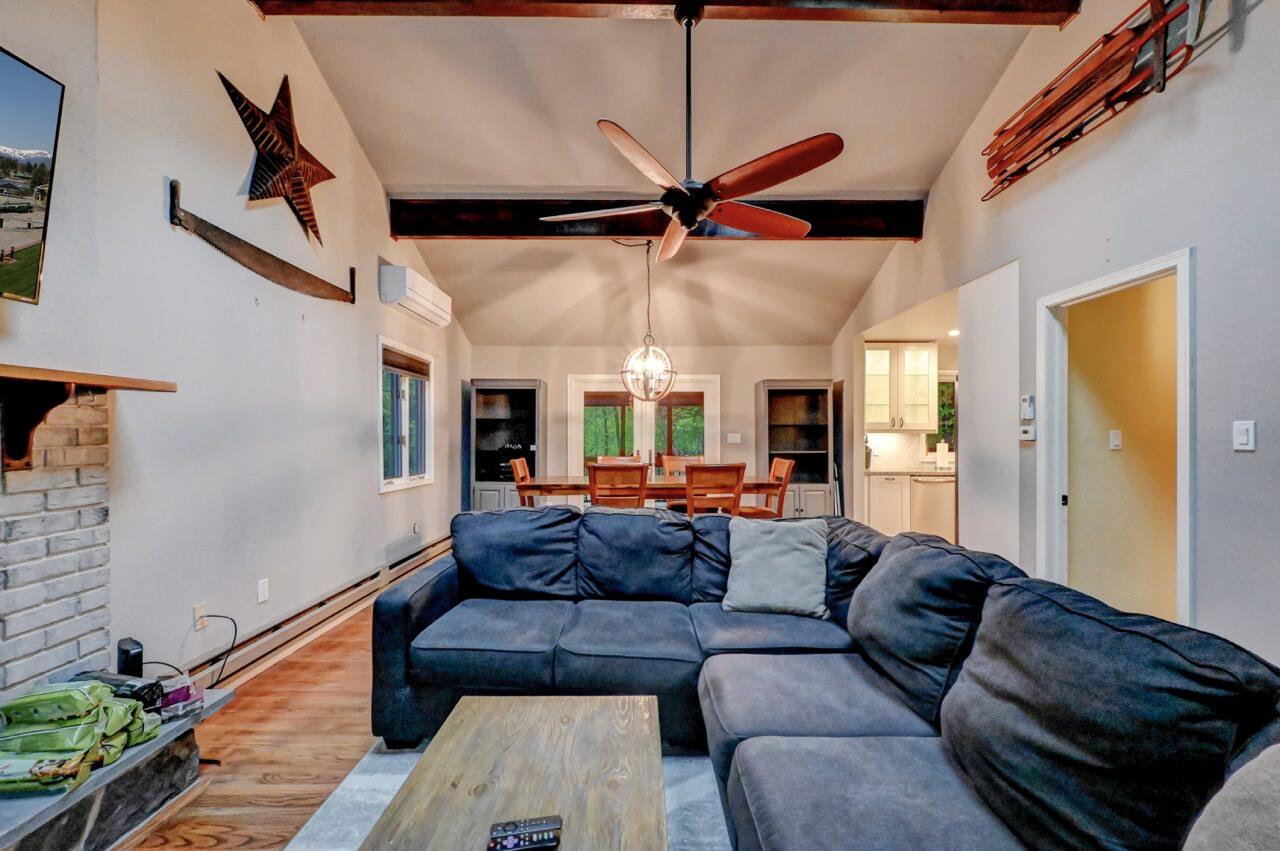 3207 Green Meadow Circle Property Photo 8
