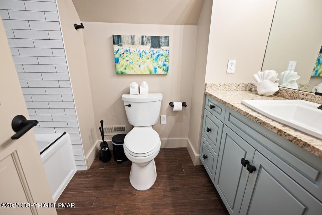 106 Waygood Way Property Photo 30