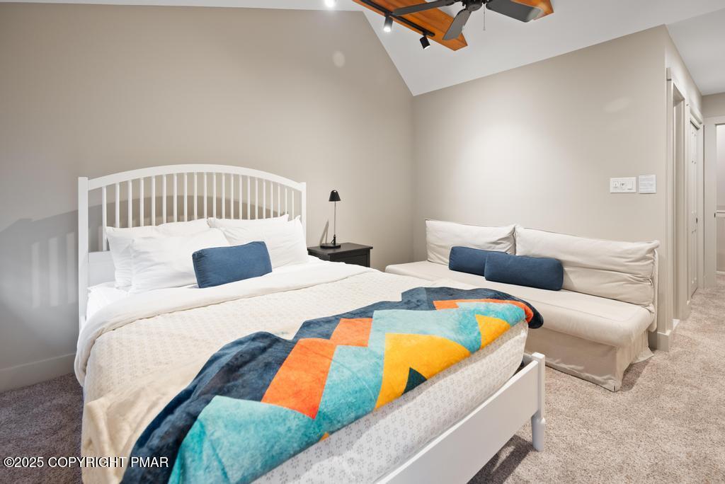 106 Waygood Way Property Photo 38