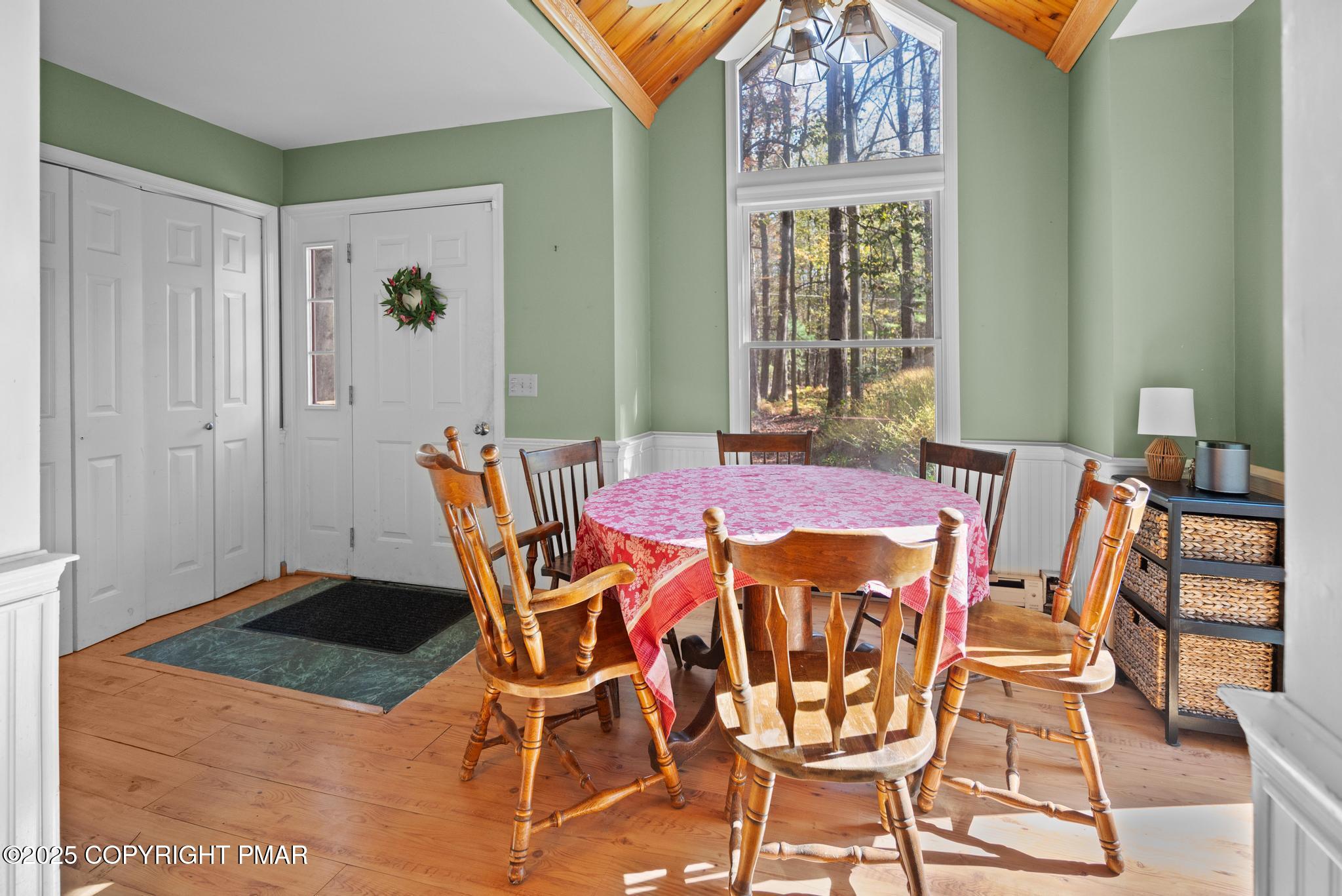 165 Sweet Briar Road Property Photo 7