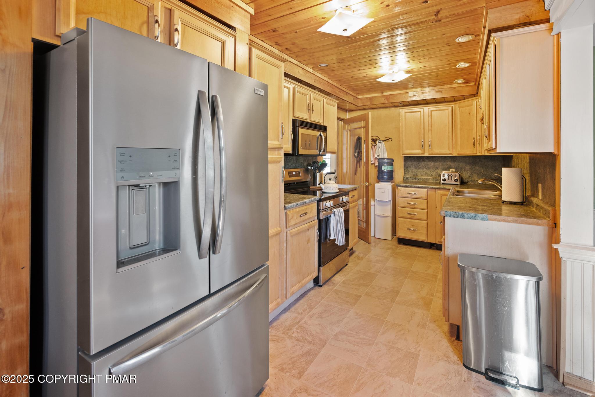 165 Sweet Briar Road Property Photo 11