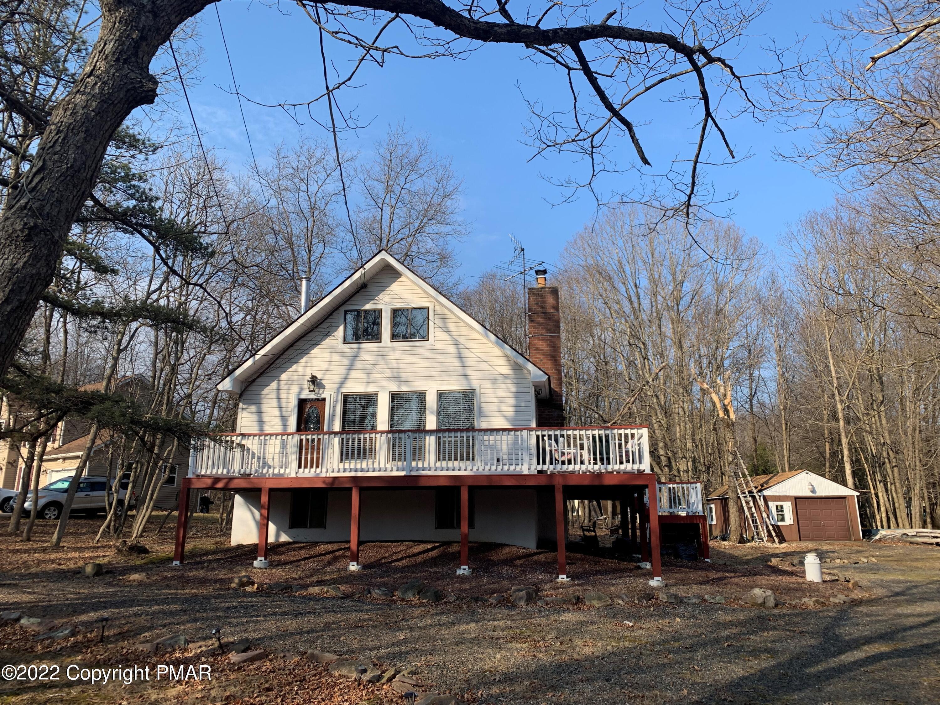 218 Cherry Lane Property Photo 1