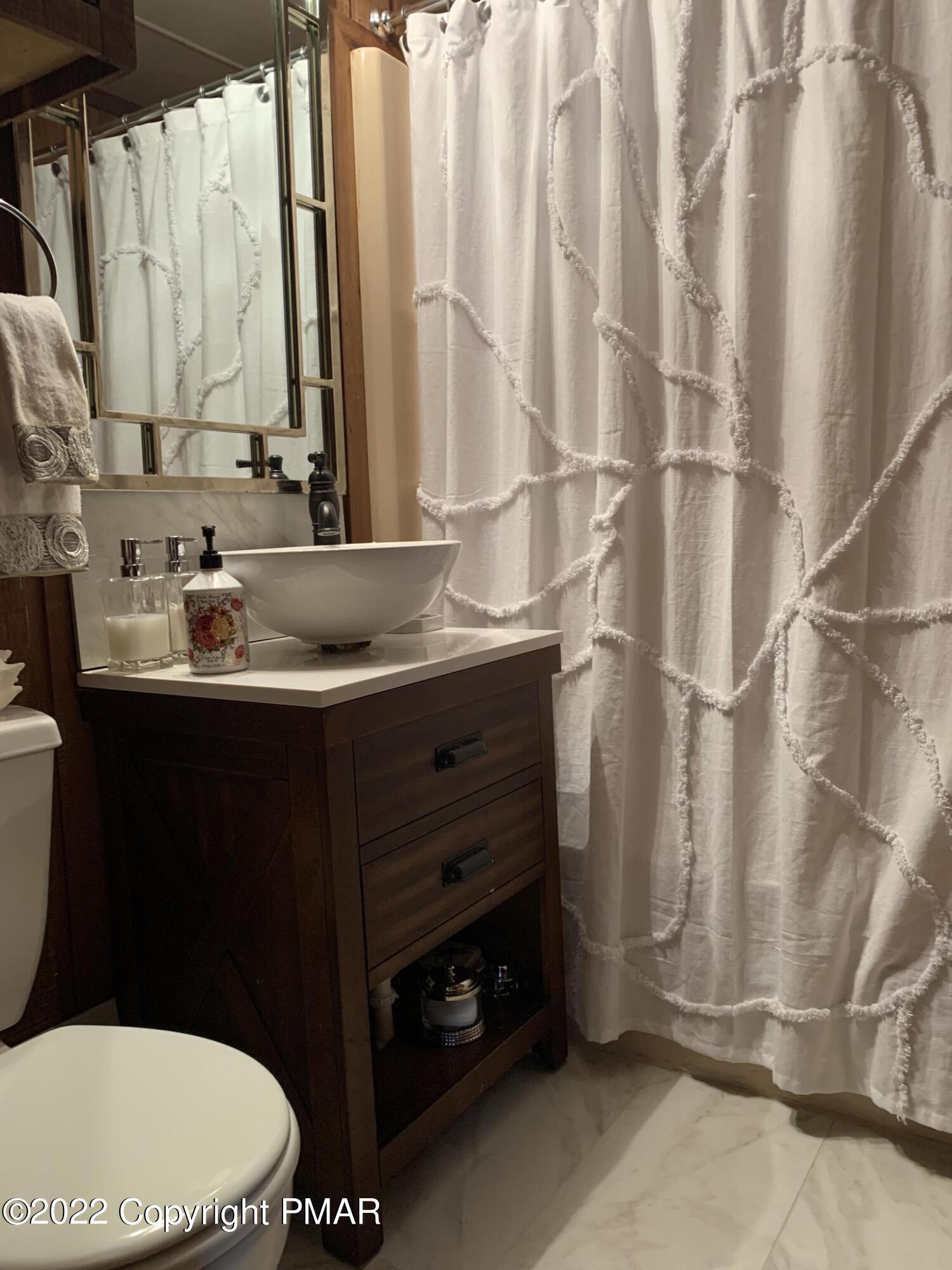 218 Cherry Lane Property Photo 8