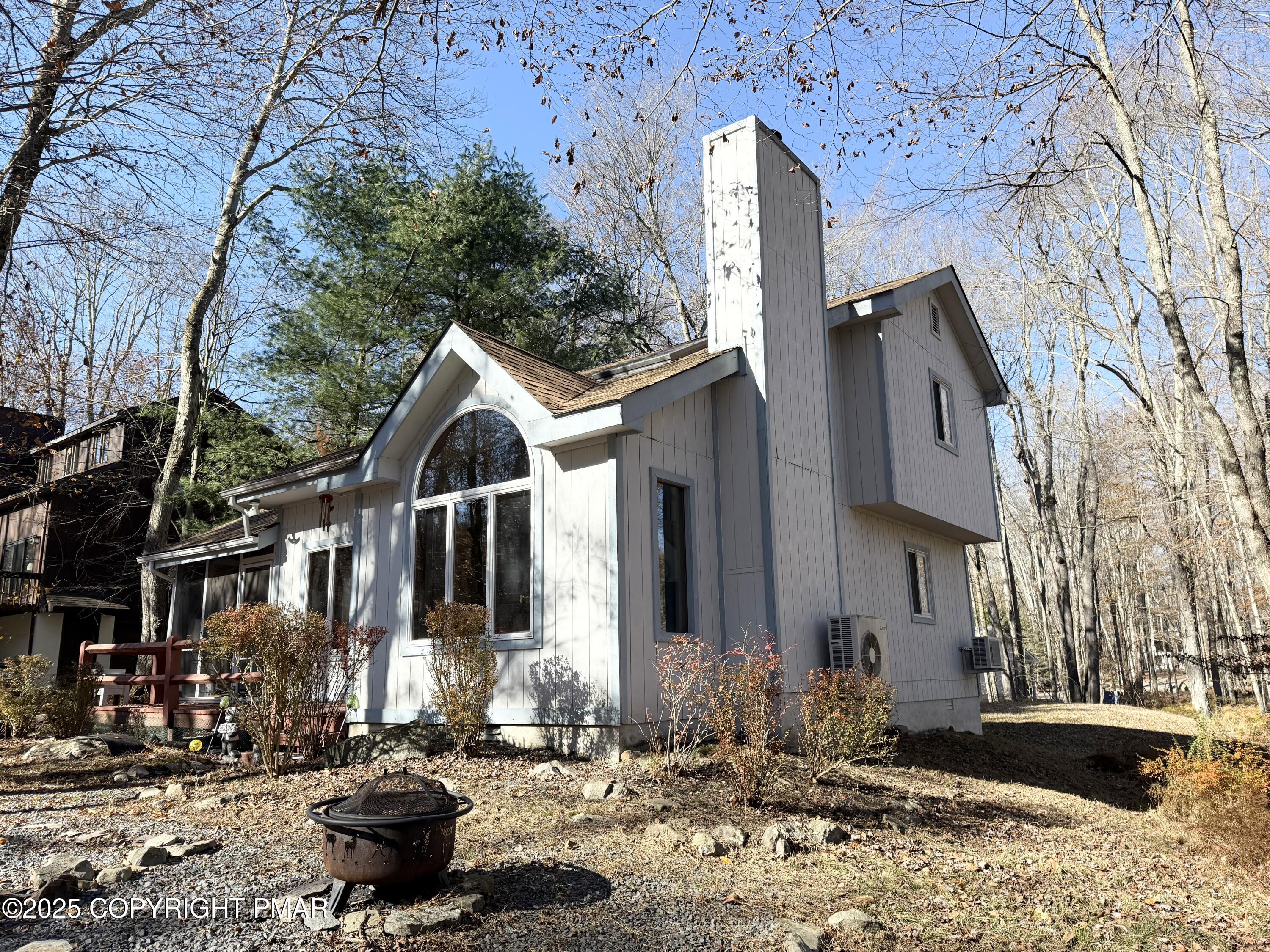 135 Sitka Drive Property Photo 1