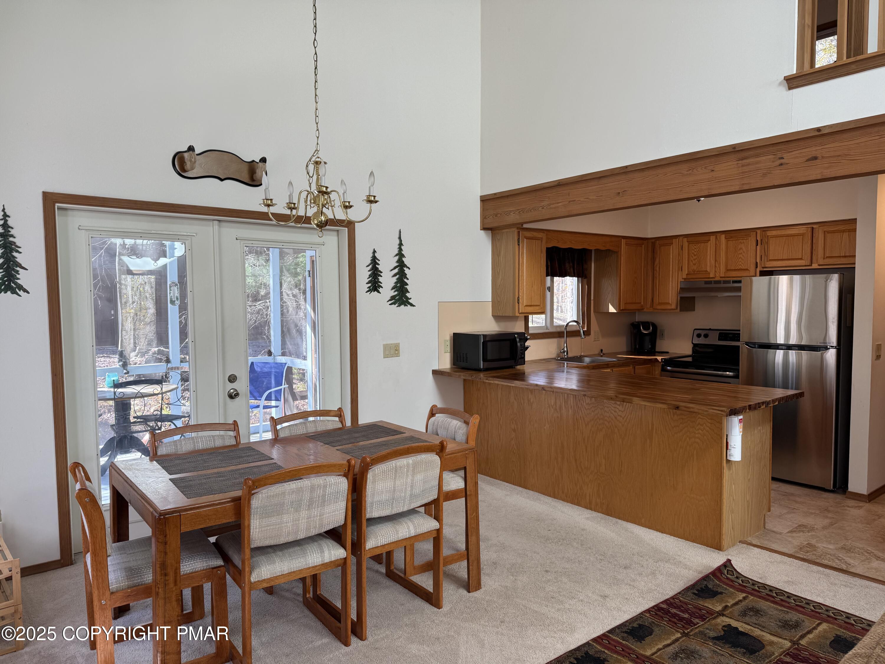 135 Sitka Drive Property Photo 8