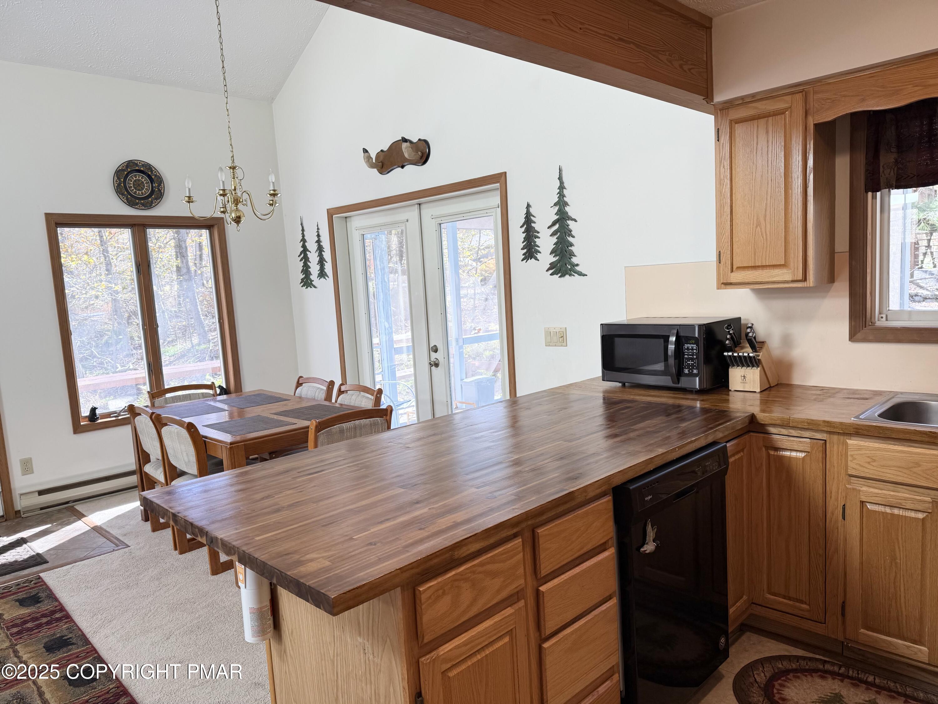 135 Sitka Drive Property Photo 18