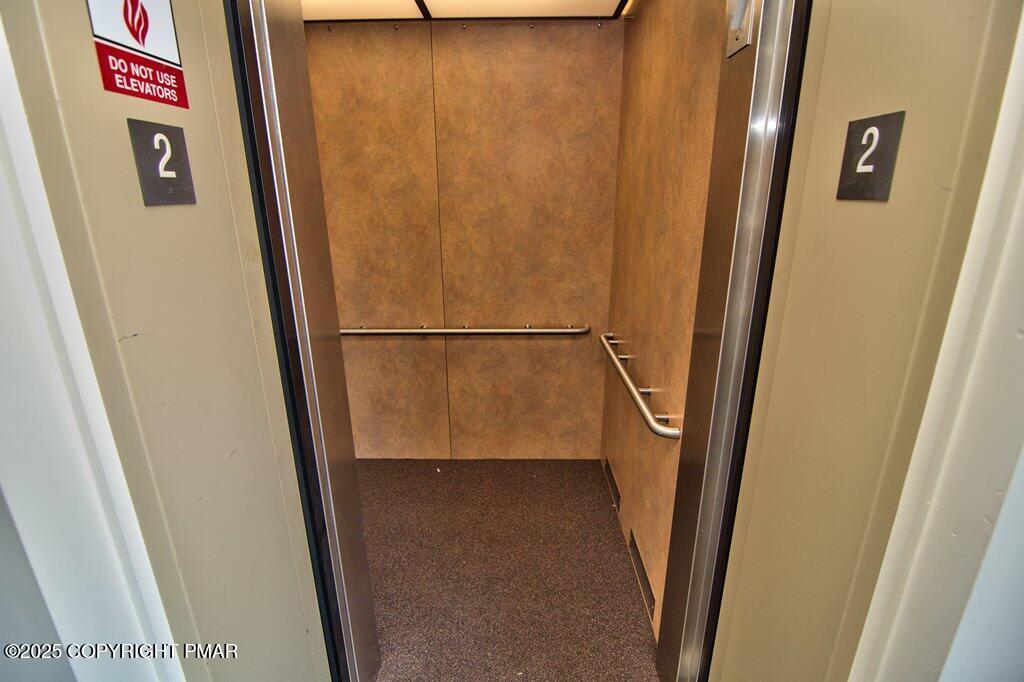 507 Seven Bridges Road 101d Property Photo 7