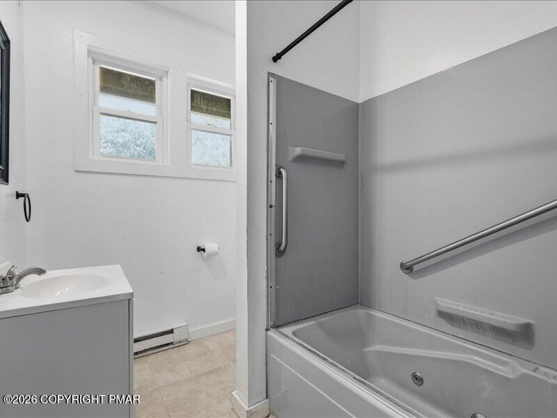 128 S Green Street Property Photo 16