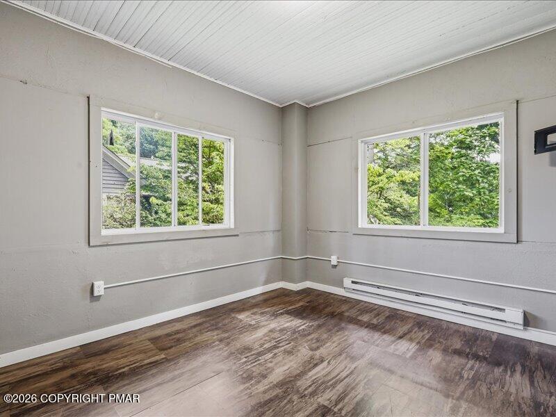 128 S Green Street Property Photo 18
