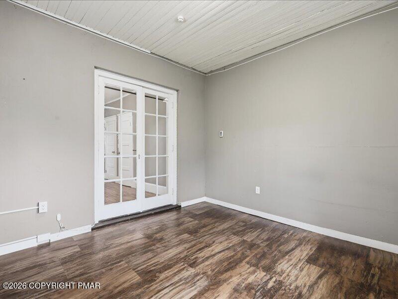 128 S Green Street Property Photo 19