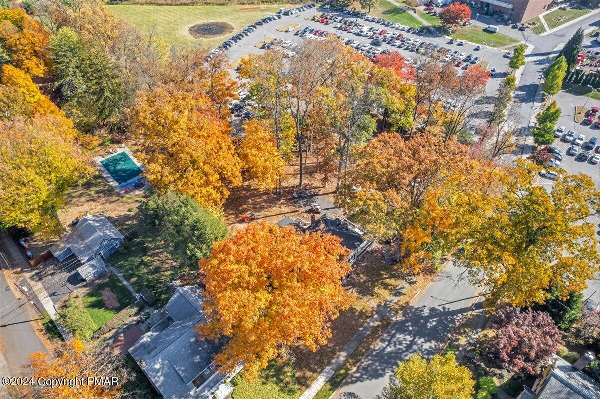128 S Green Street Property Photo 57