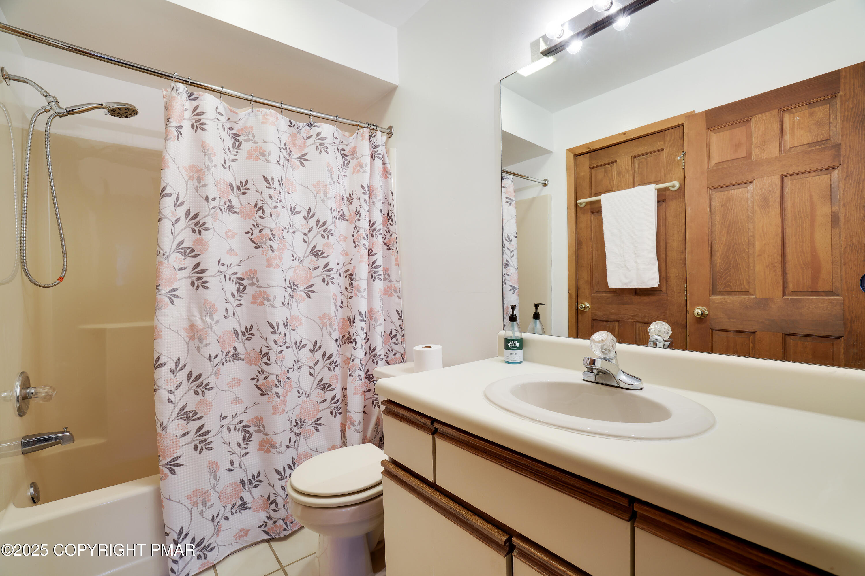 3336 Windermere Drive Property Photo 18