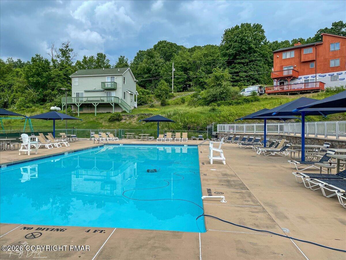 3428 Lancaster Drive Property Photo 9
