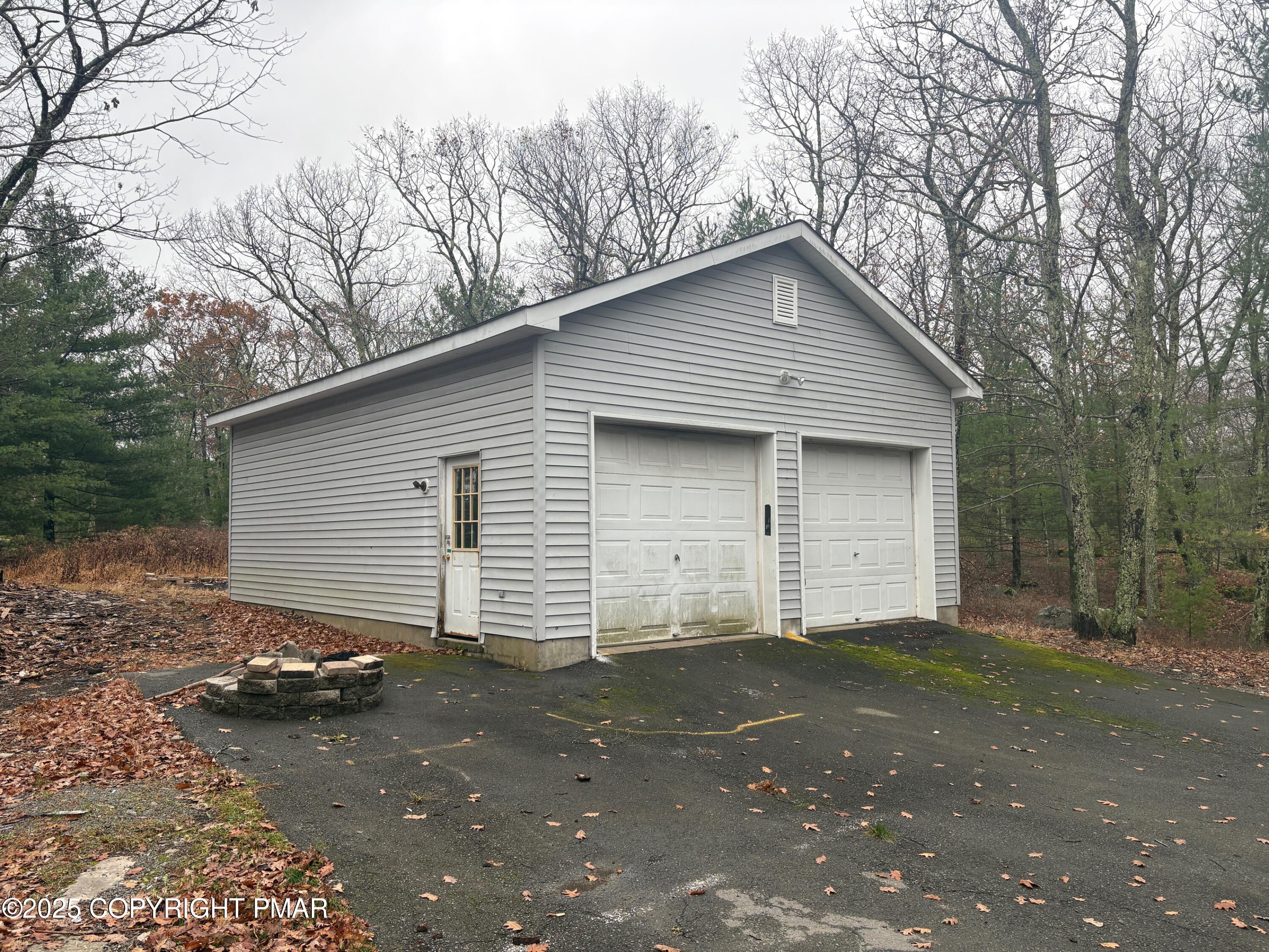 122 Plum Lane Property Photo 4