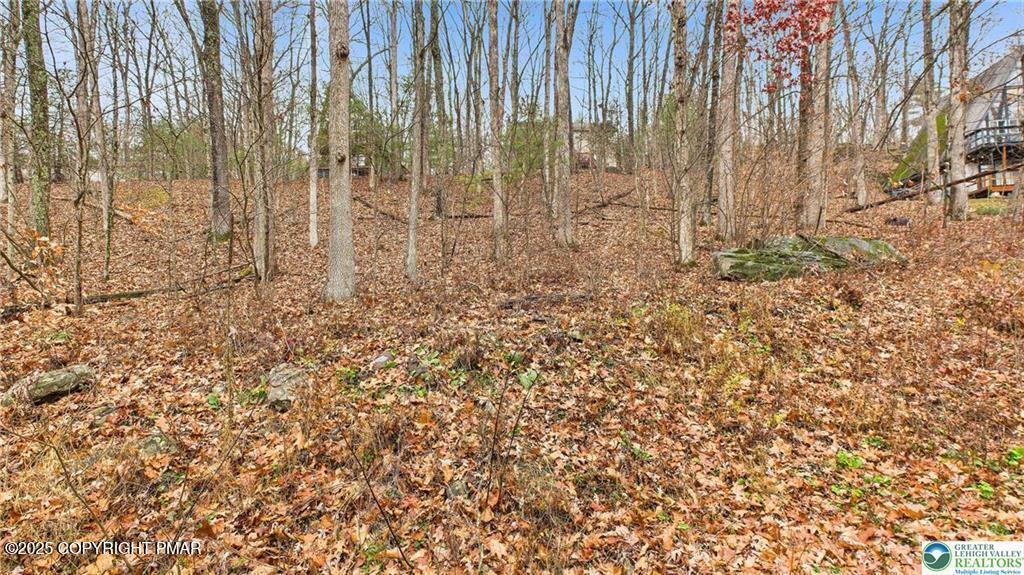 221 Brookdale Dr 221 Drive Property Photo 7