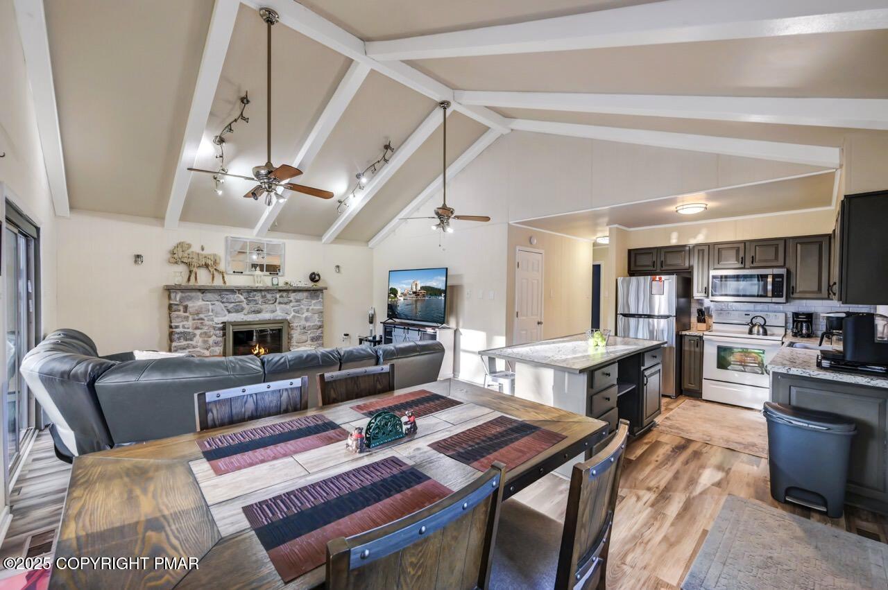 124 Fern Ridge Road Property Photo 4