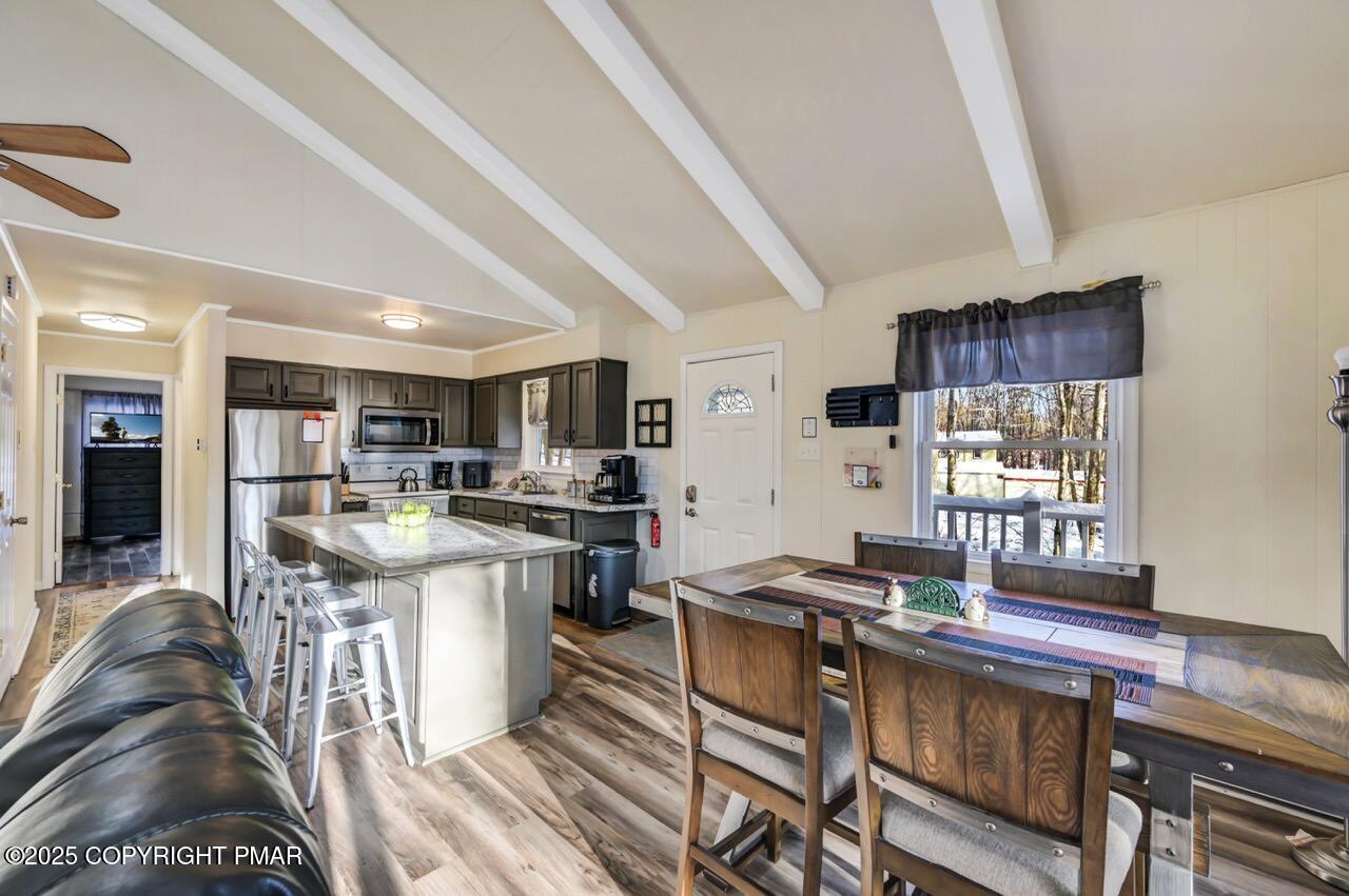 124 Fern Ridge Road Property Photo 6