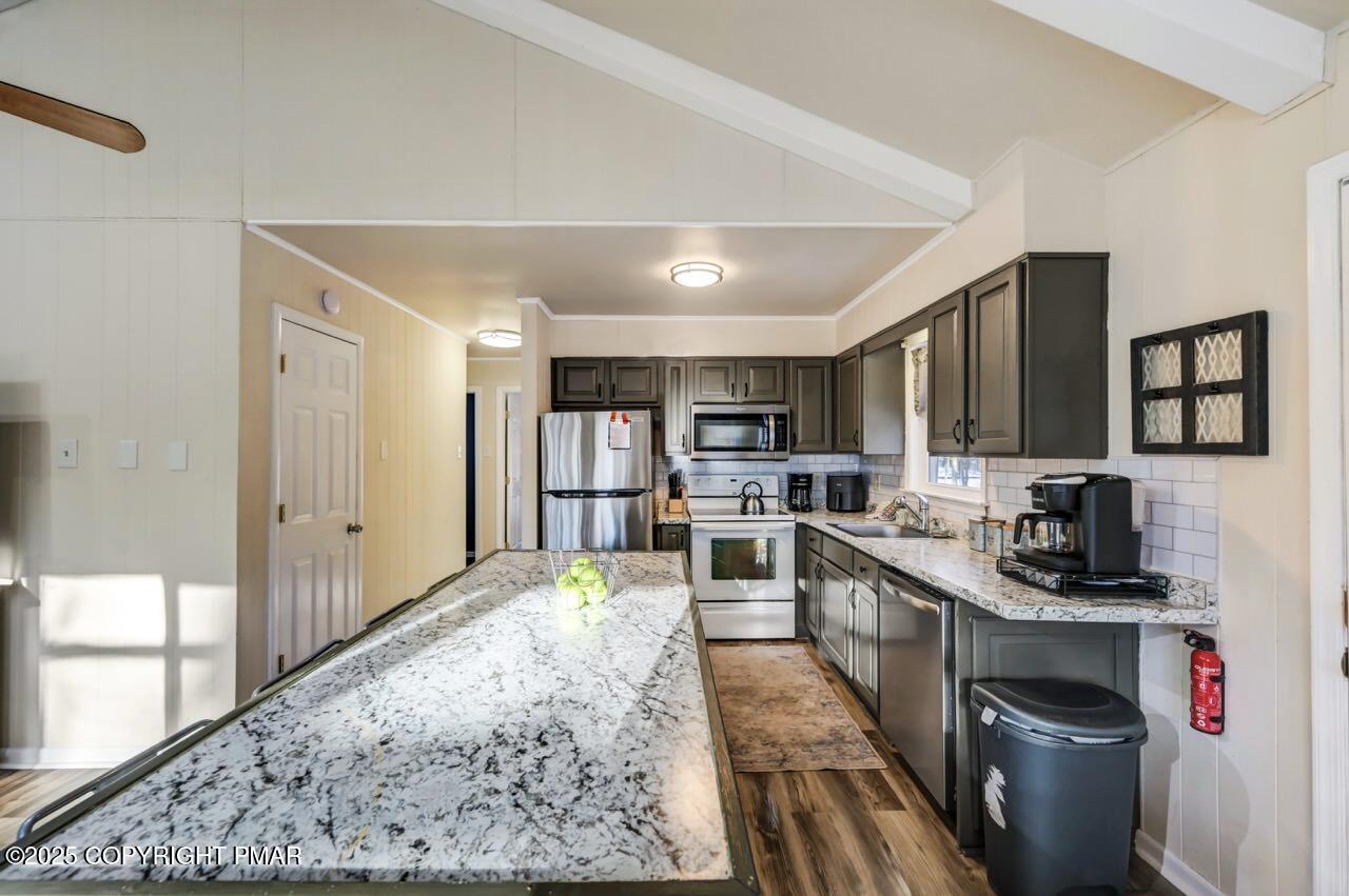 124 Fern Ridge Road Property Photo 16