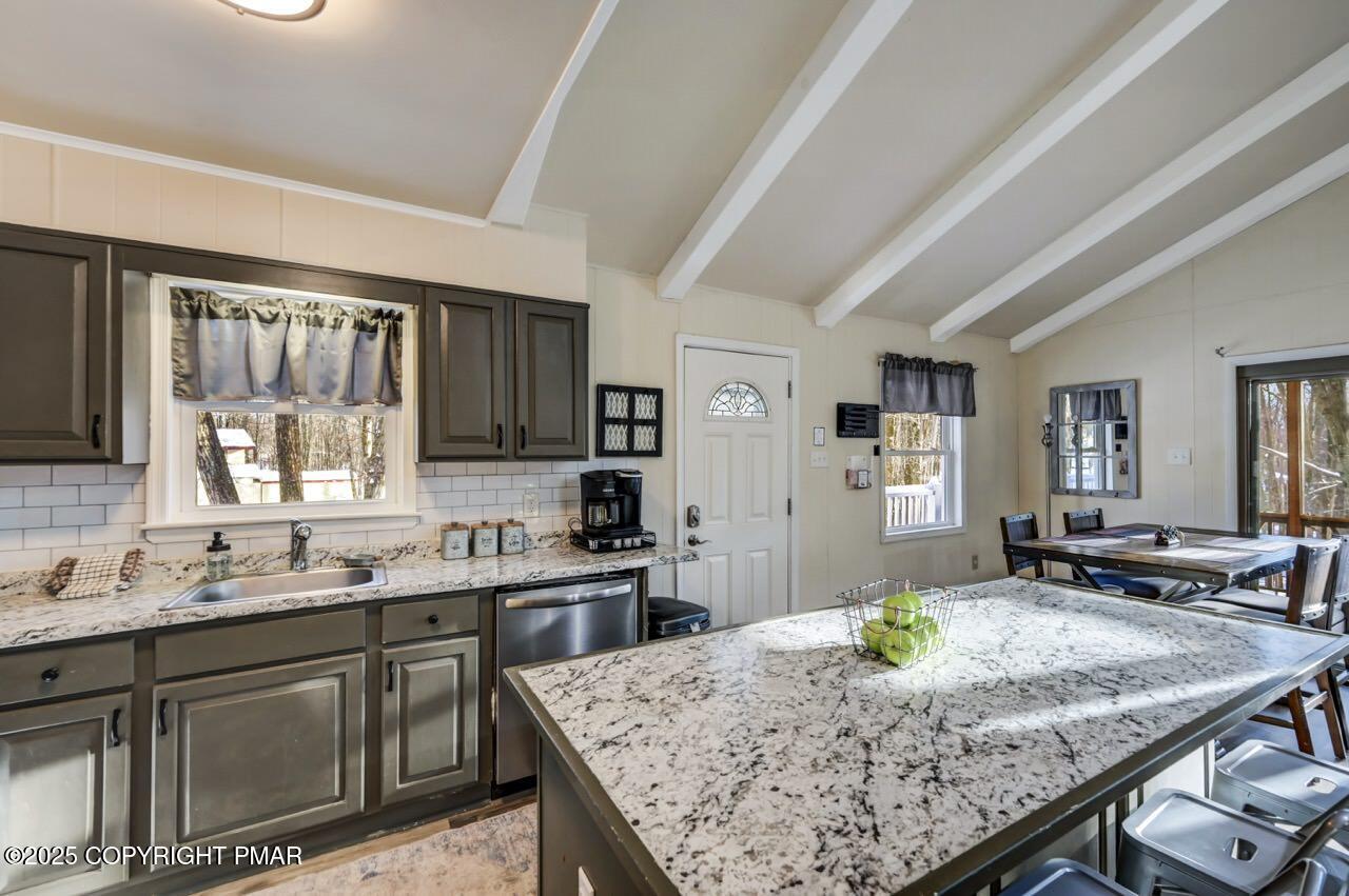 124 Fern Ridge Road Property Photo 22