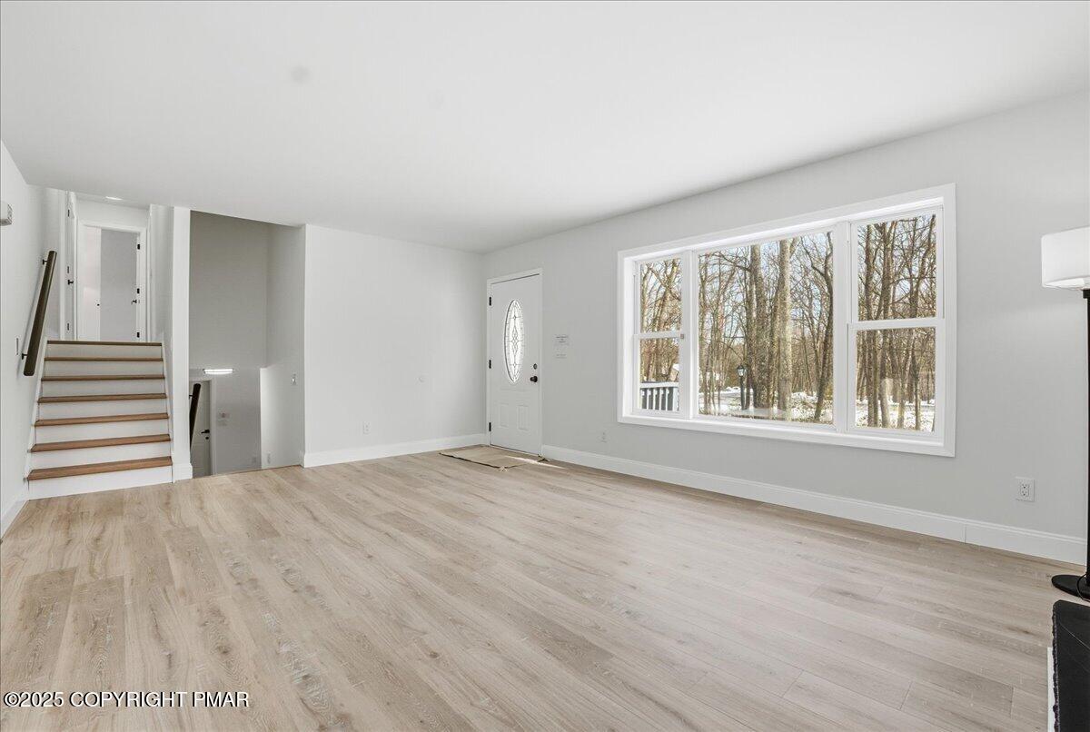 171 Flatbrook Way Property Photo 7