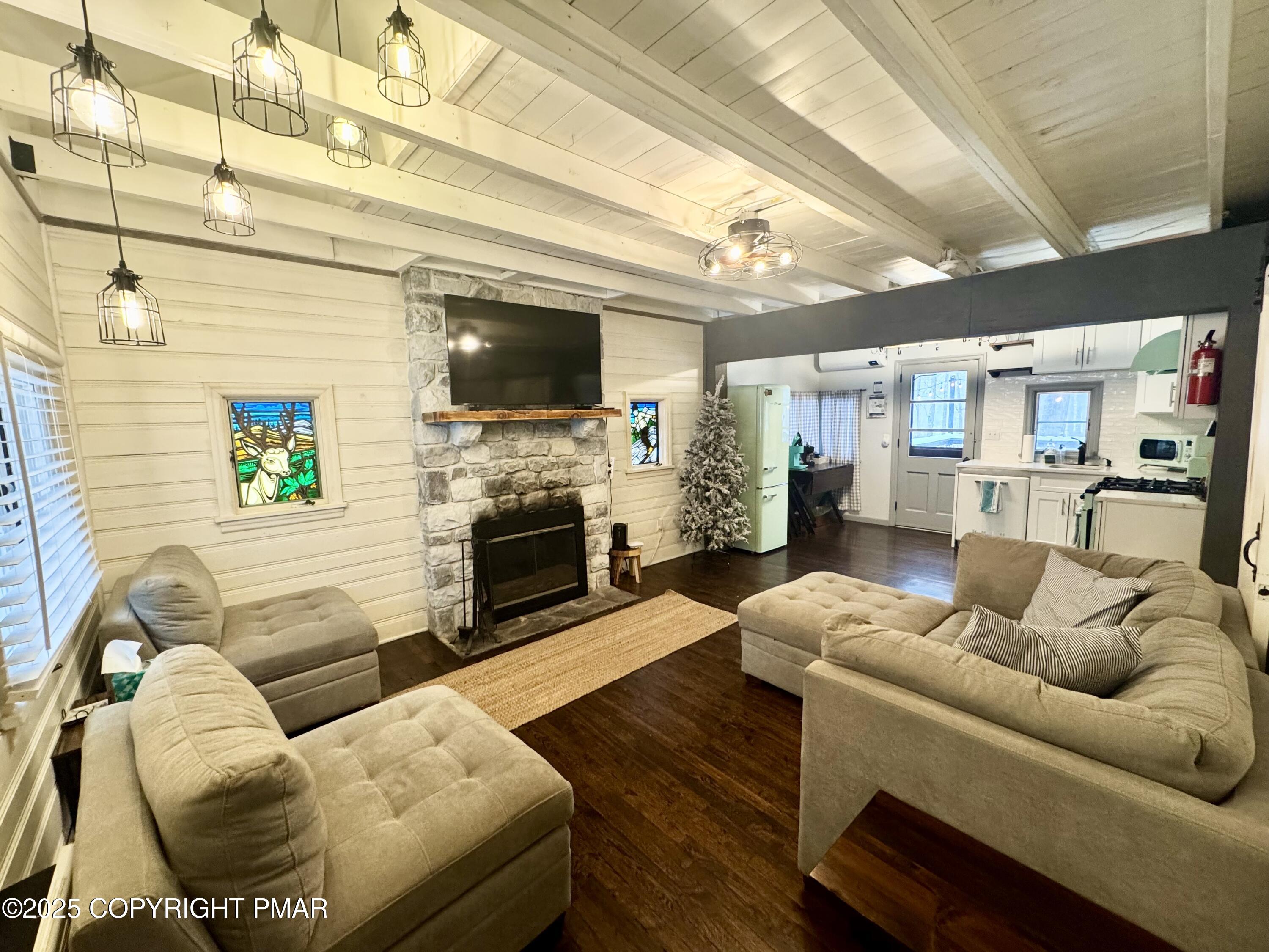 24 Split Rock Road Property Photo 4