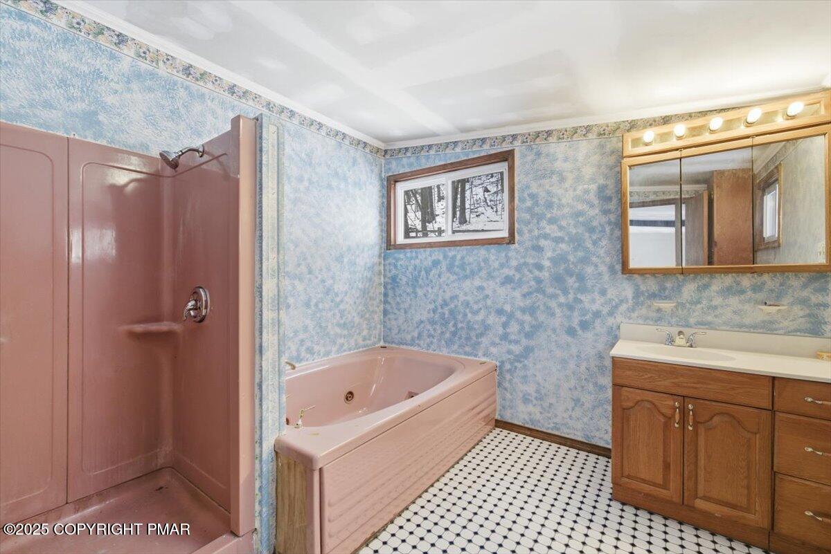 5695 Decker Road Property Photo 18