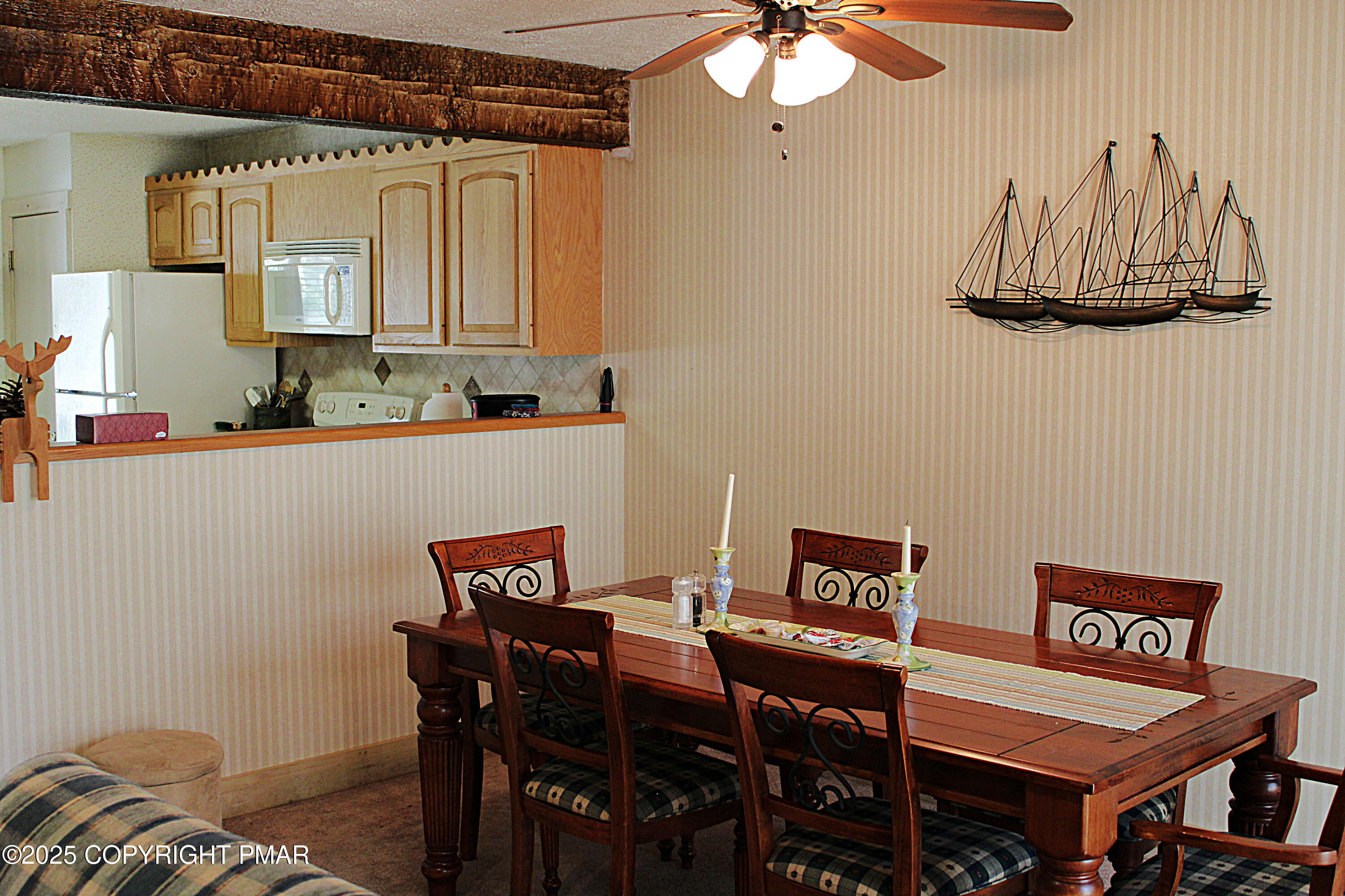 856 Crest Pines Lane Property Photo 8