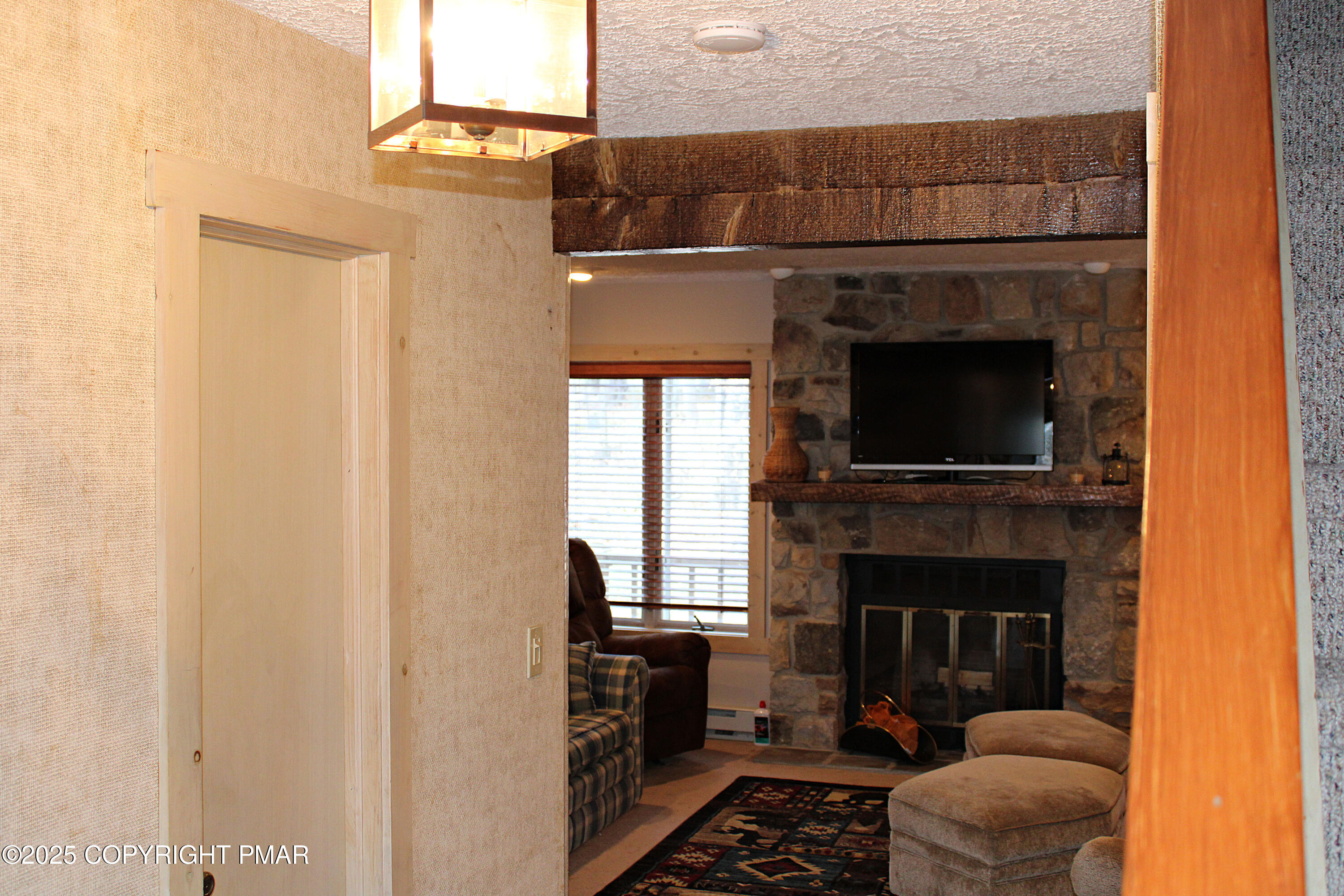 856 Crest Pines Lane Property Photo 9