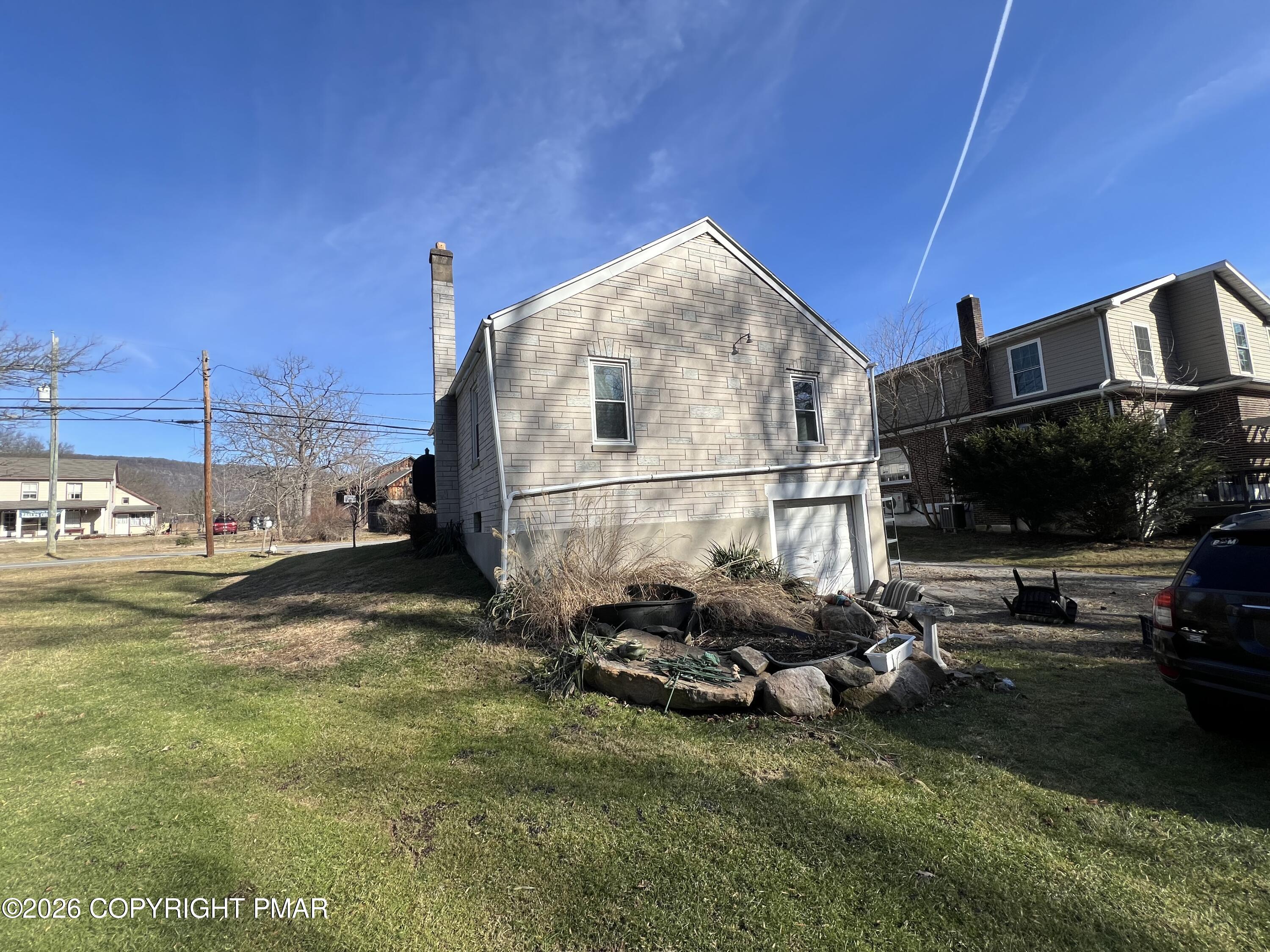 3749 Mountain View Drive Property Photo 9