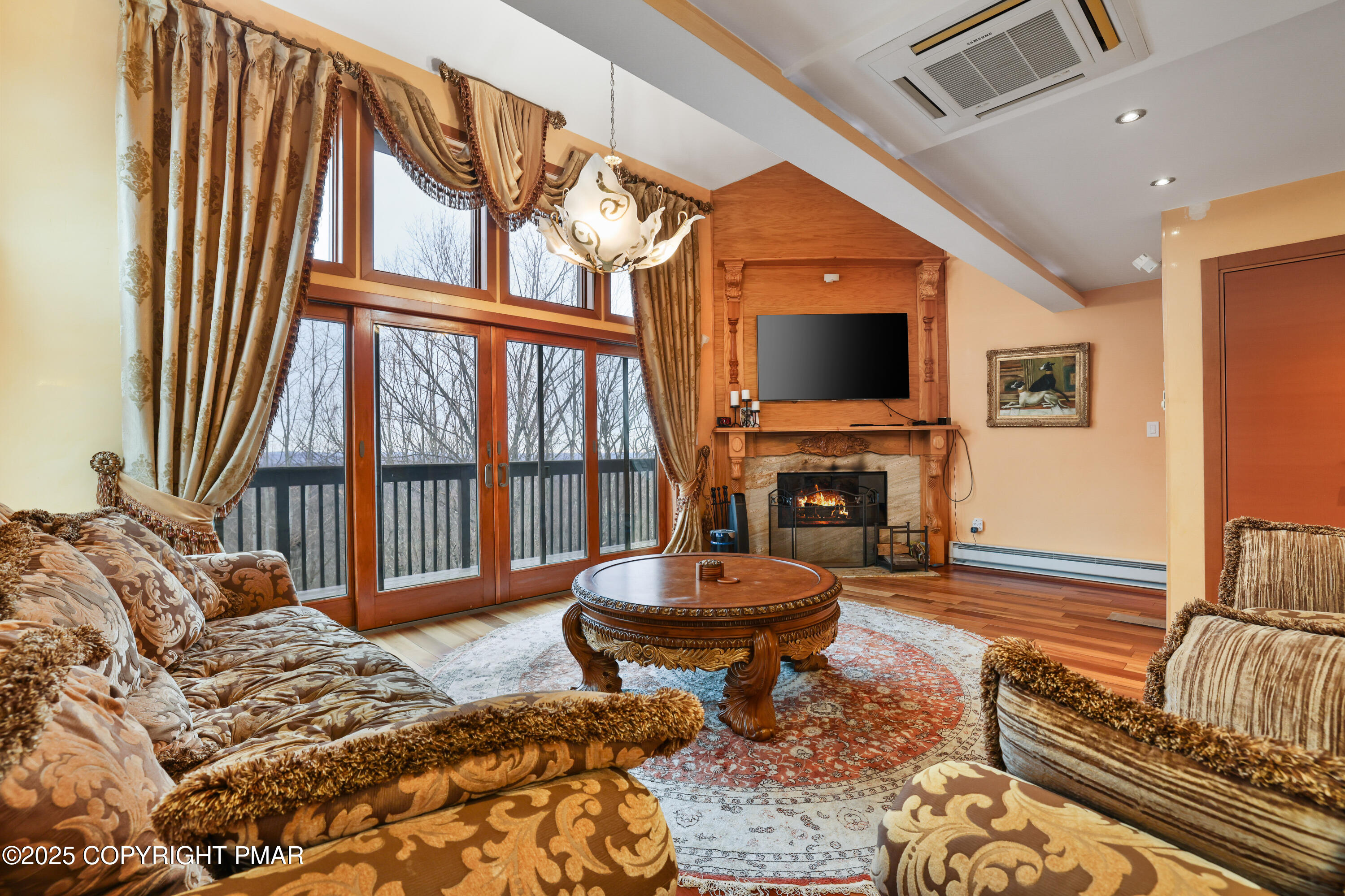 298 Overlook Way Property Photo 2