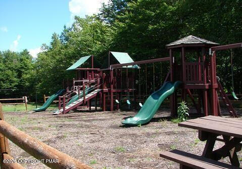 00 W Ridge Drive Property Photo 3