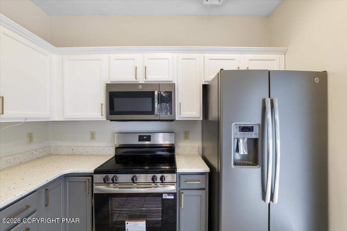 132 Laurel Court Property Photo 2
